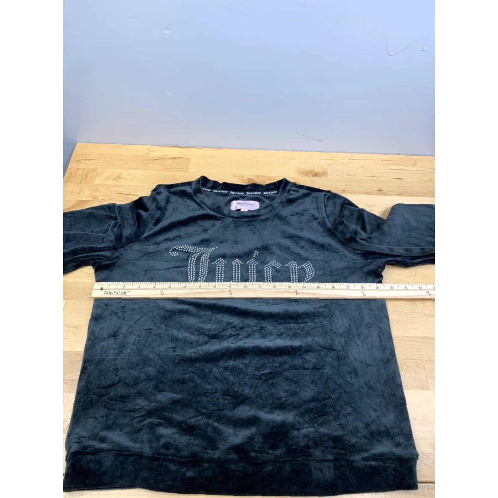 Juicy Couture VINTAGE Juicy Couture Sleepwear Top Womens S Black Logo Velour Rhinestones 11630 Size S / US 4 / IT 40 - 4 Thumbnail