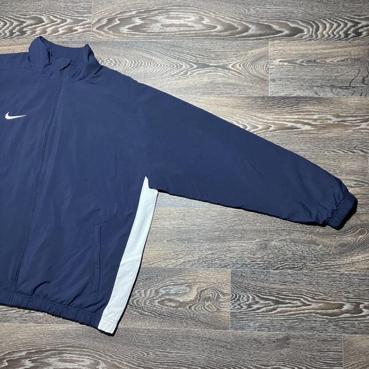 Nike Vintage NIKE Embroidered Mini Swoosh Baggy Fit Tracksuit Size US XL / EU 56 / 4 - 4 Thumbnail