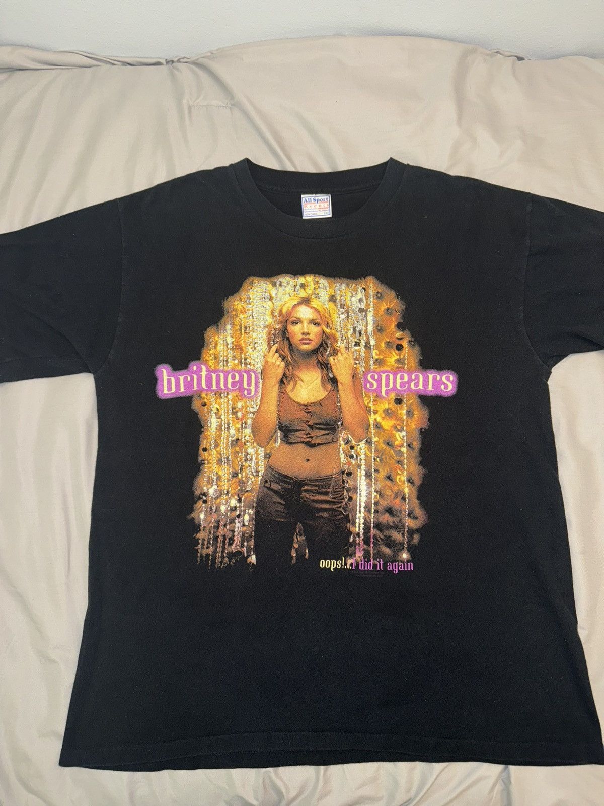 Vintage Vintage 2000 Britney Spears Oops (Ariana Grande Lady Gaga) Size US L / EU 52-54 / 3 - 1 Thumbnail