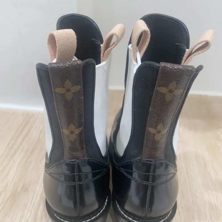 Louis Vuitton Louis Vuitton Black and White Ankle Boots -2508 Size US 7 / IT 37 - 9 Thumbnail