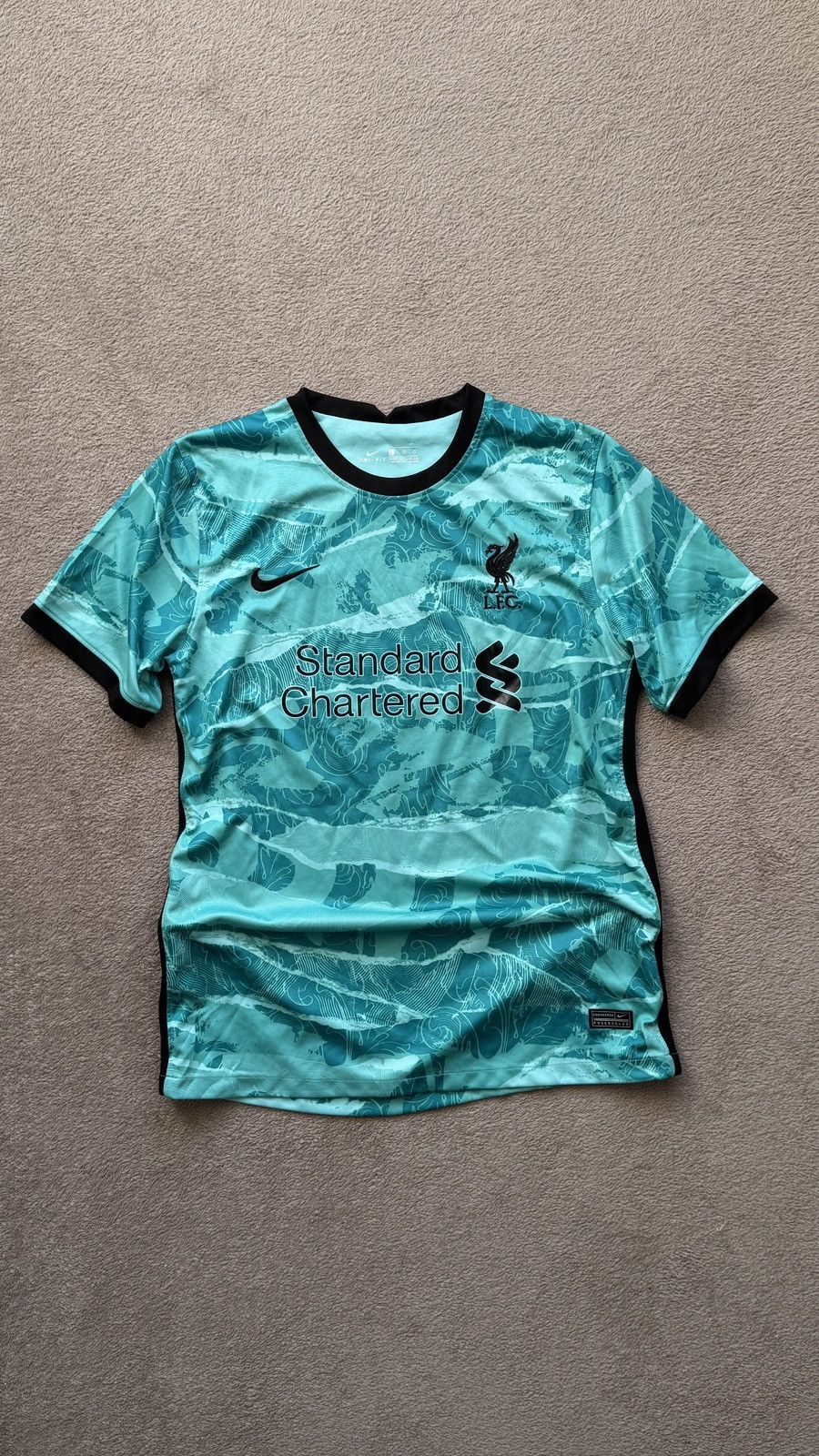 Nike Liverpool away 20/21 jersey sportswear blokecore football Size US L / EU 52-54 / 3 - 1 Thumbnail