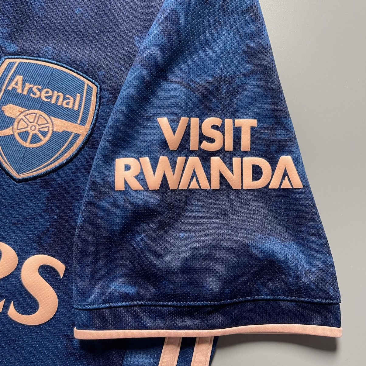 Adidas × Vintage ARSENAL ADIDAS 2020/2021 FOOTBALL THIRD JERSEY #7 SAKA Size US S / EU 44-46 / 1 - 8 Thumbnail