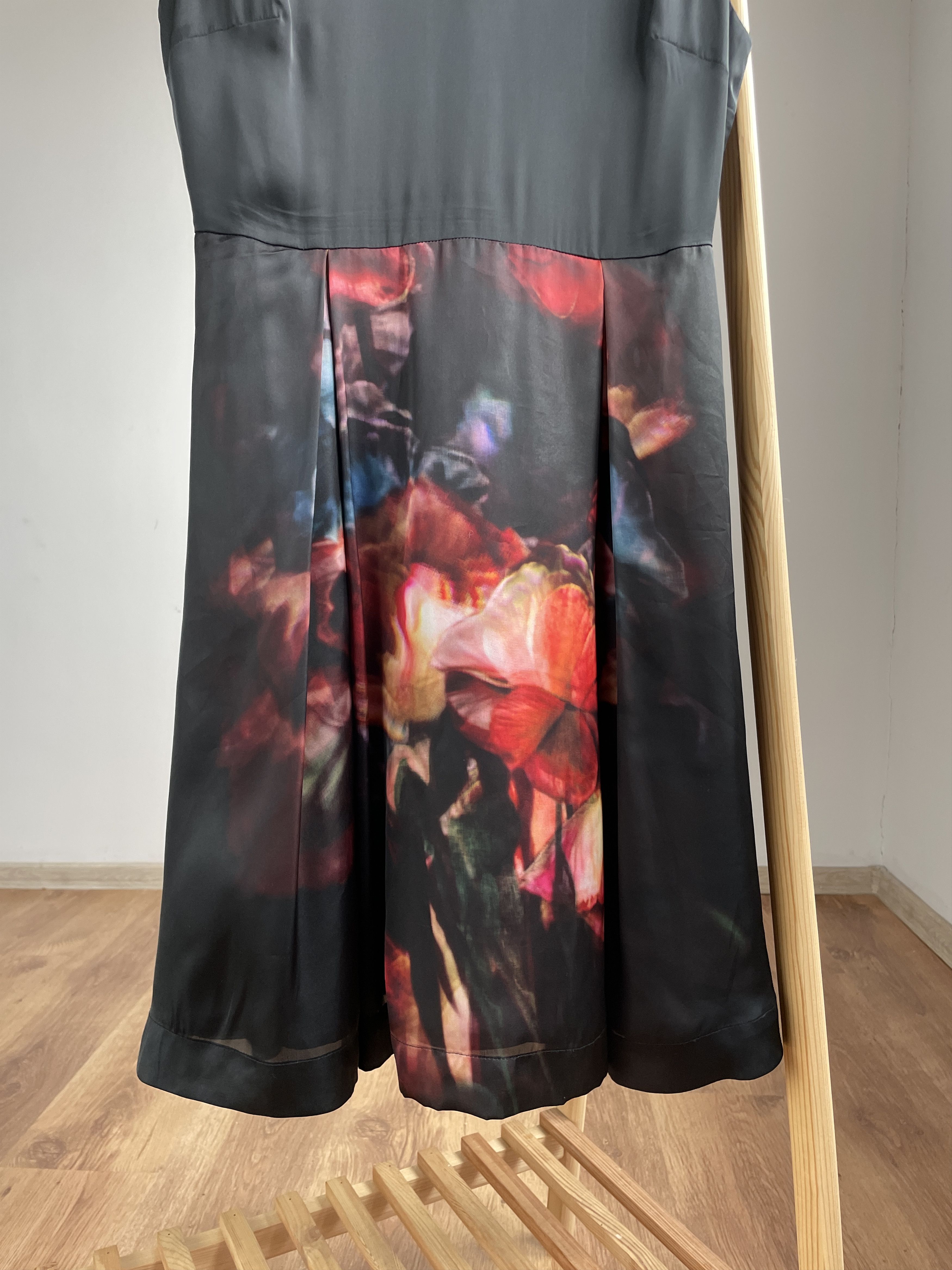 Ted Baker Ted Baker Marinka Floral Sleveless Midi Dress Size 3 Size M / US 6-8 / IT 42-44 - 6 Thumbnail