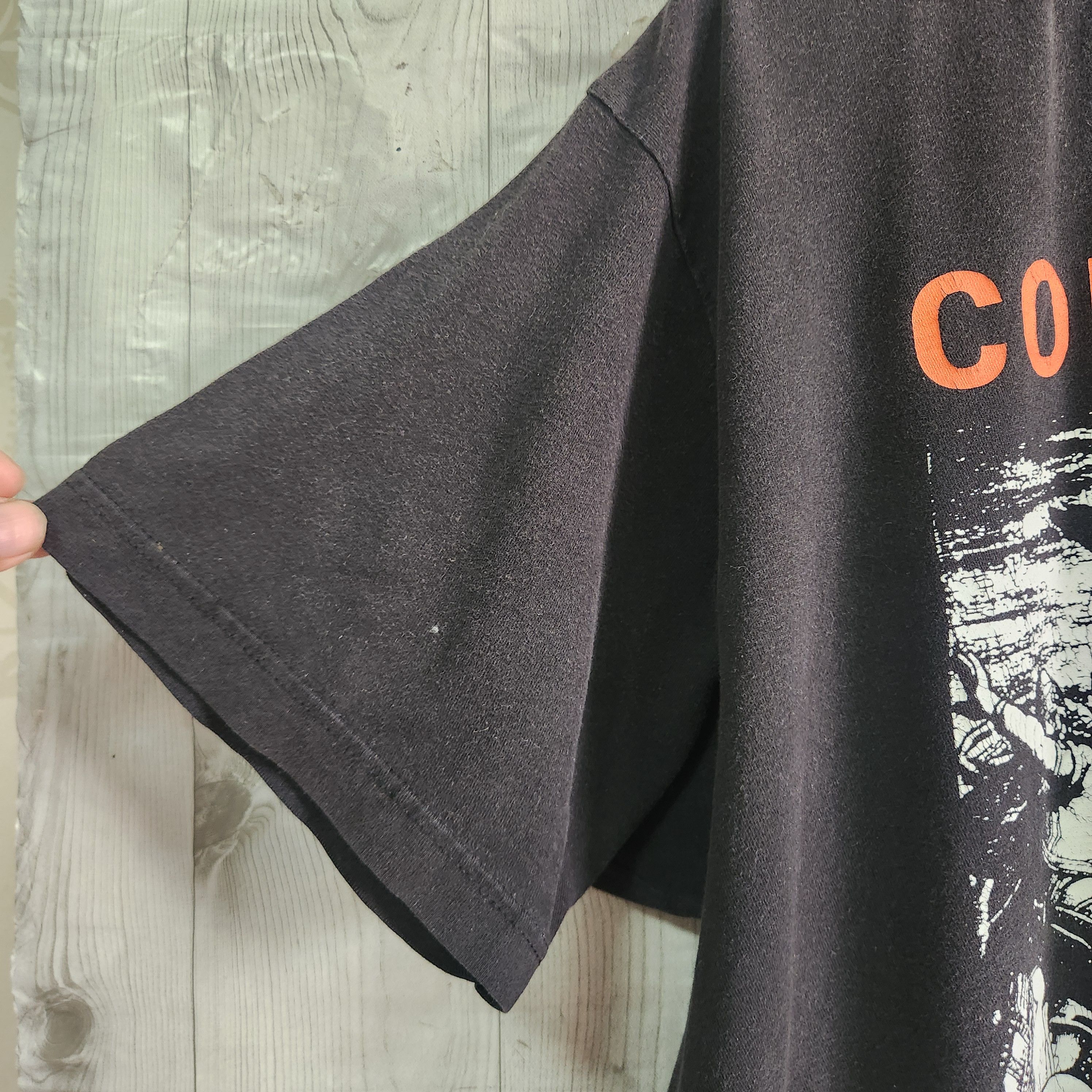 Band Tees Metal Rock TShirt Convictions Size US XL / EU 56 / 4 - 8 Thumbnail