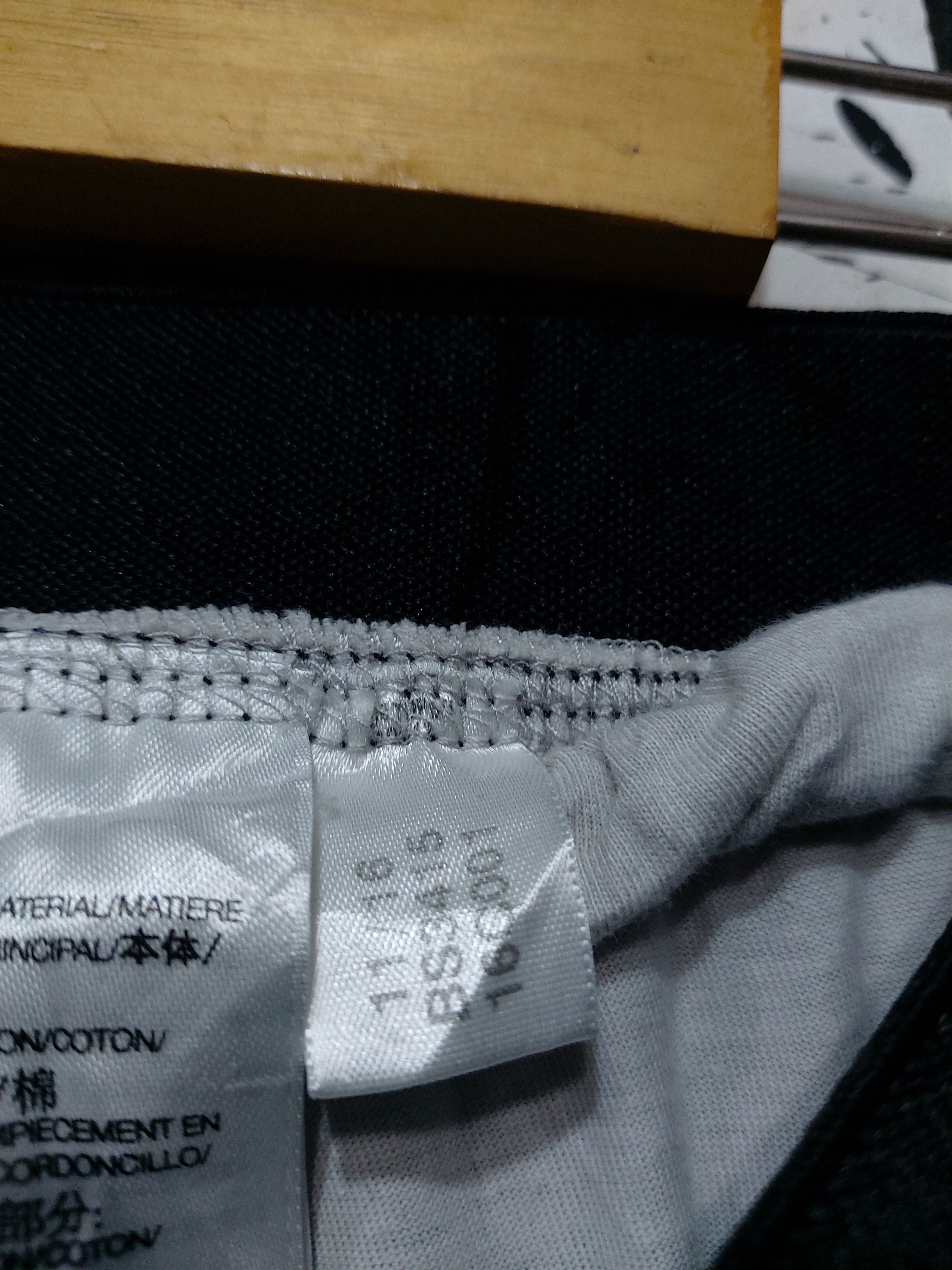 Adidas × Y-3 YOHJI YAMAMOTO X ADIDAS Y-3 3 STRIPE JOGGER PANTS Size US 28 / EU 44 - 9 Thumbnail