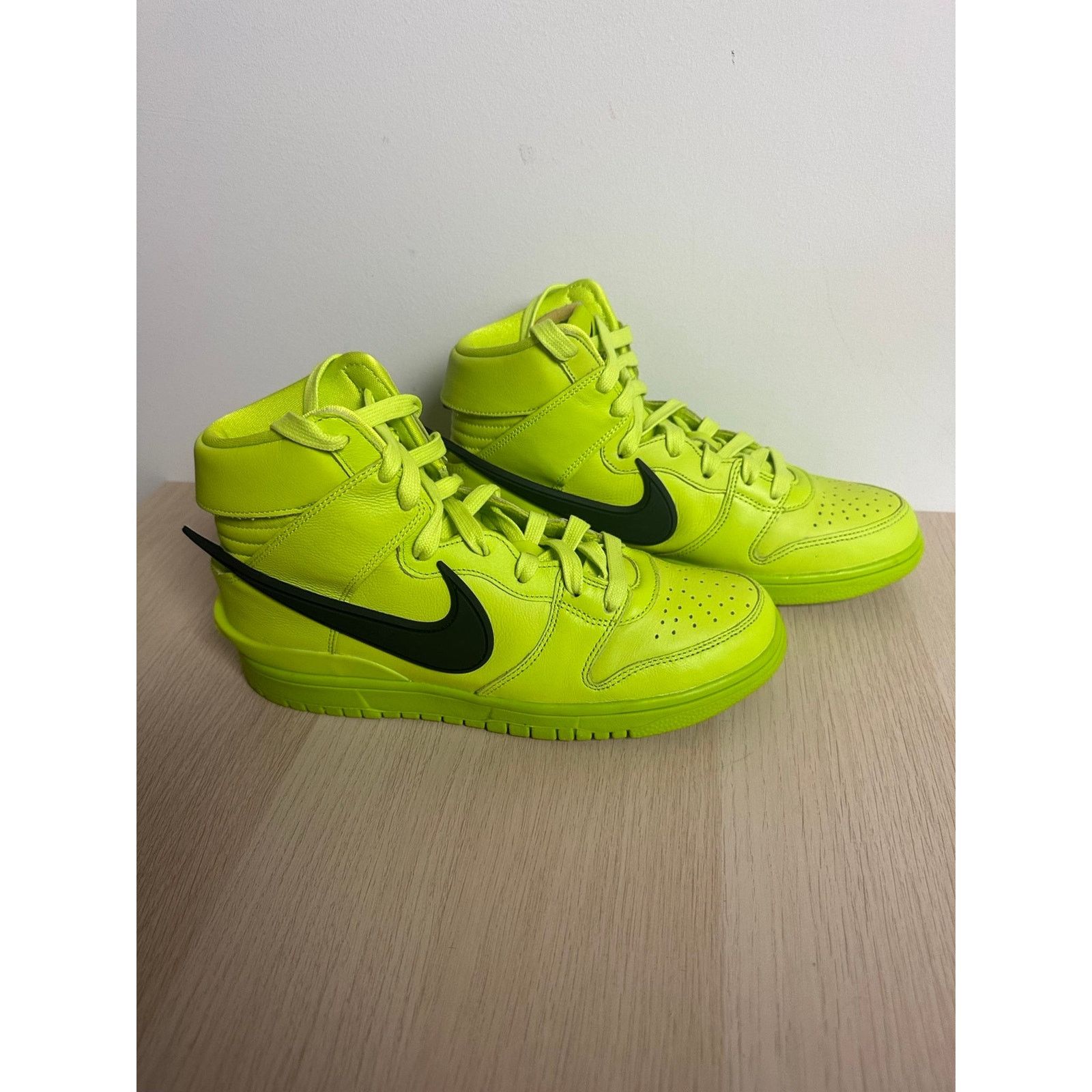 Nike Nike x AMBUSH Dunk High Flash Lime Size 9W - LIKE NEW Size US 9 / IT 39 - 1 Thumbnail