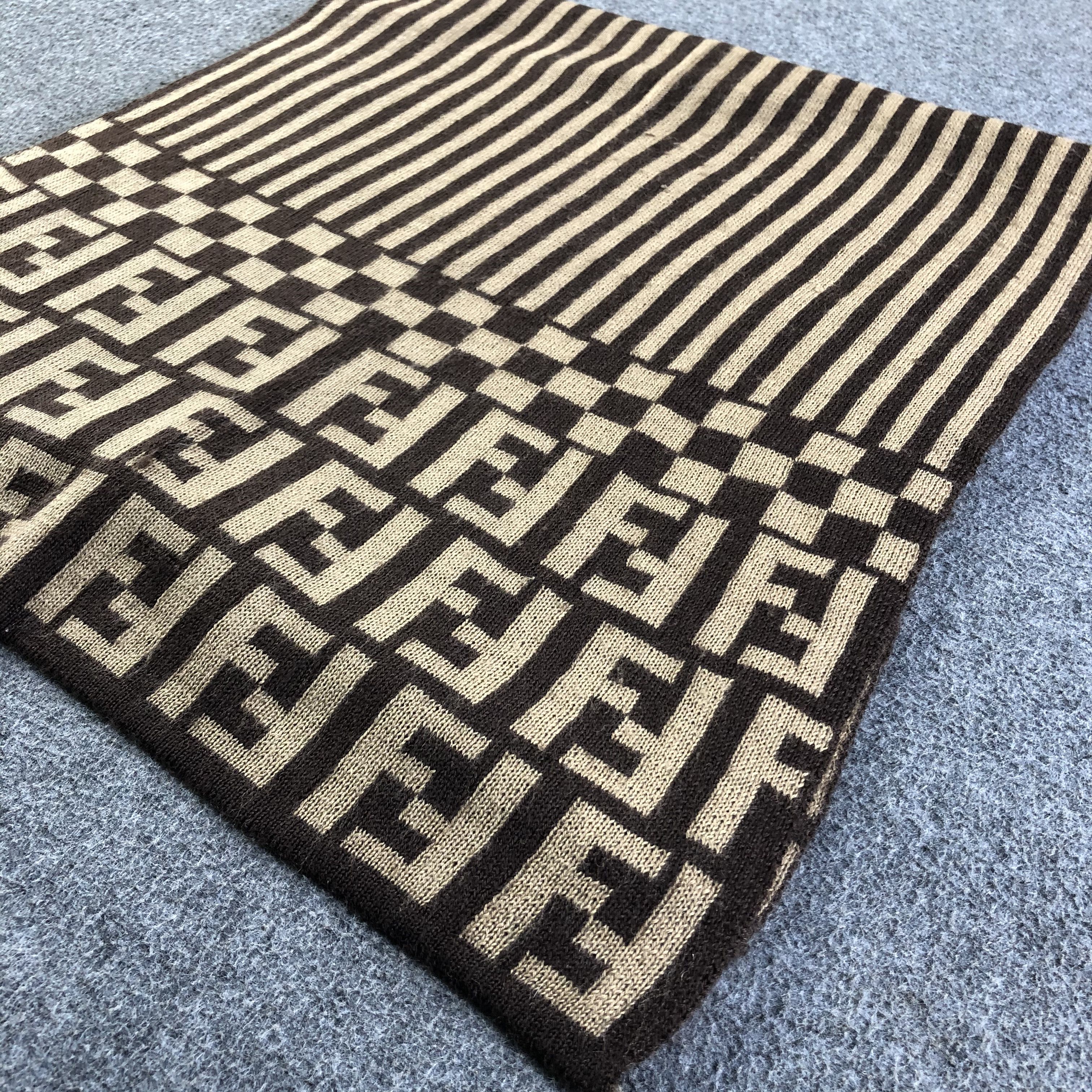 Fendi Fendi Scarf / Muffler / Neckwear P074 Size ONE SIZE - 4 Thumbnail
