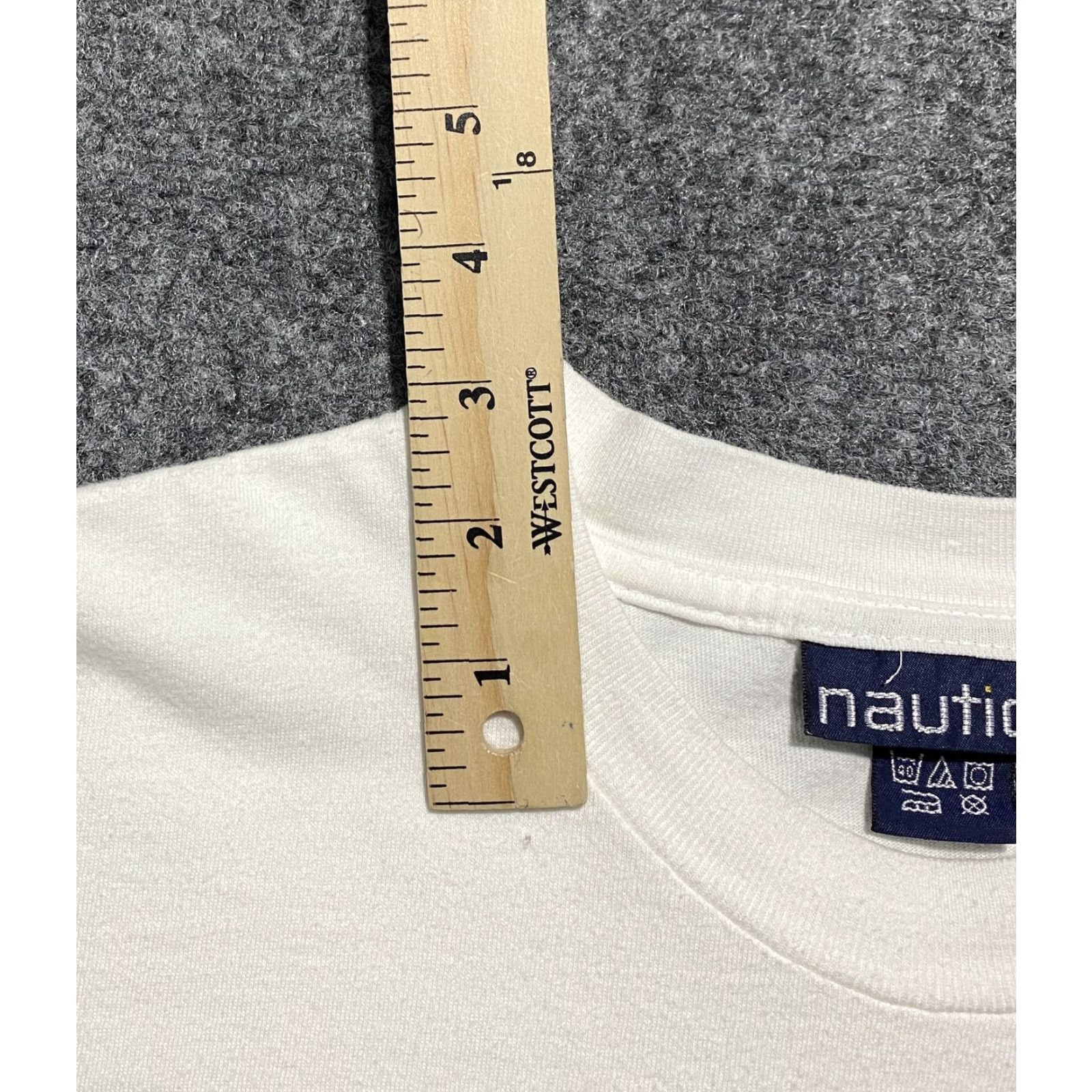 Nautica VINTAGE Nautica Shirt Mens M White Athletic Club Est 1983 Graphic Spell Out USA Size US M / EU 48-50 / 2 - 2 Thumbnail