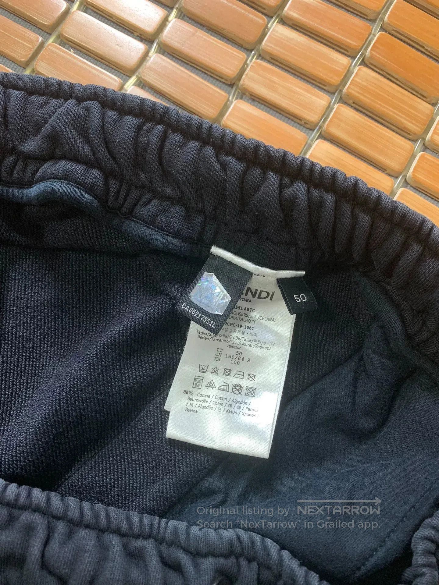 Fendi Fendi Side Logo Striped Shorts. Size US 34 / EU 50 - 4 Thumbnail