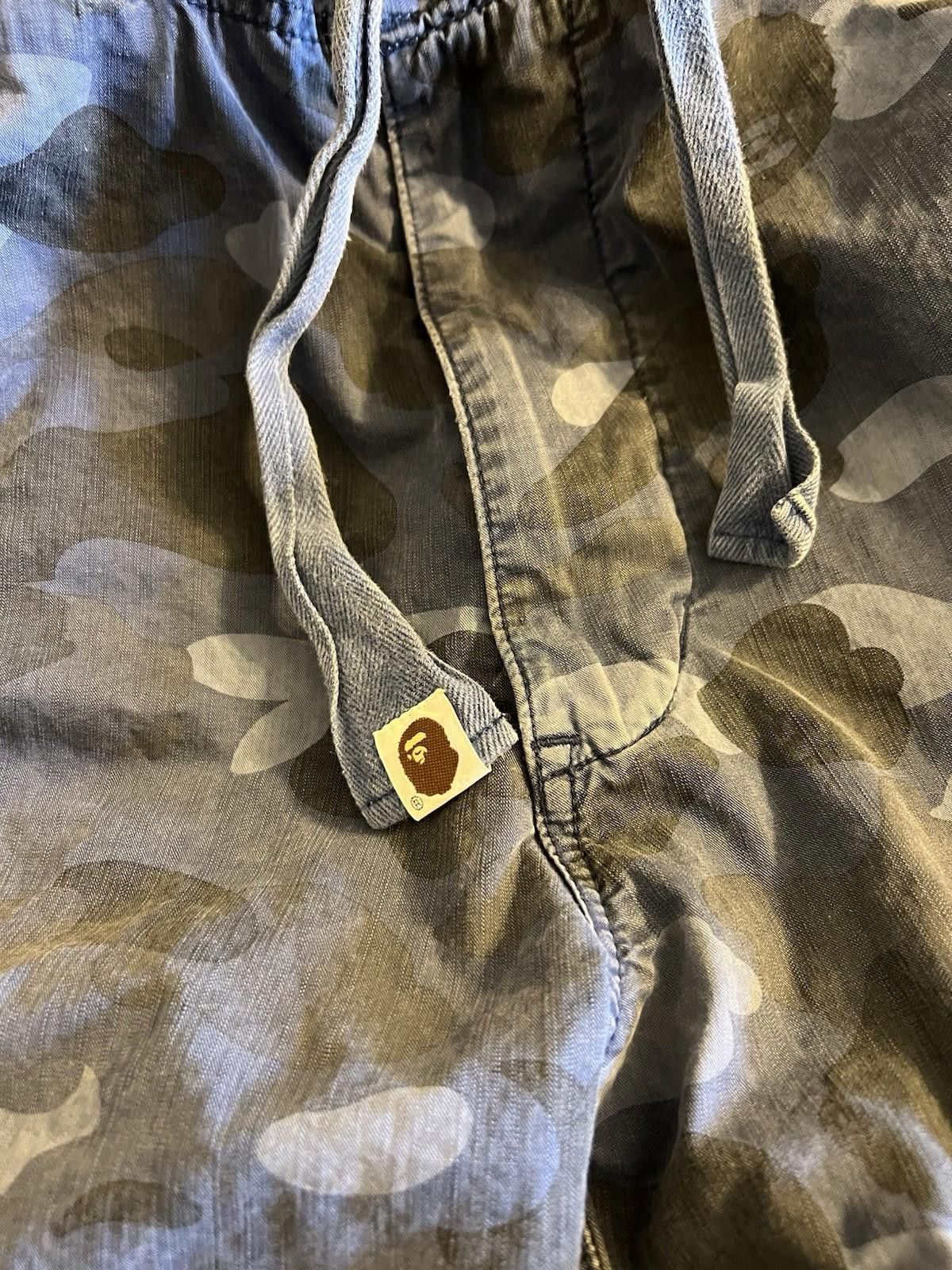Bape A Bathing Ape BAPE Blue Camo Cargo Shorts L Size US 34 / EU 50 - 9 Thumbnail