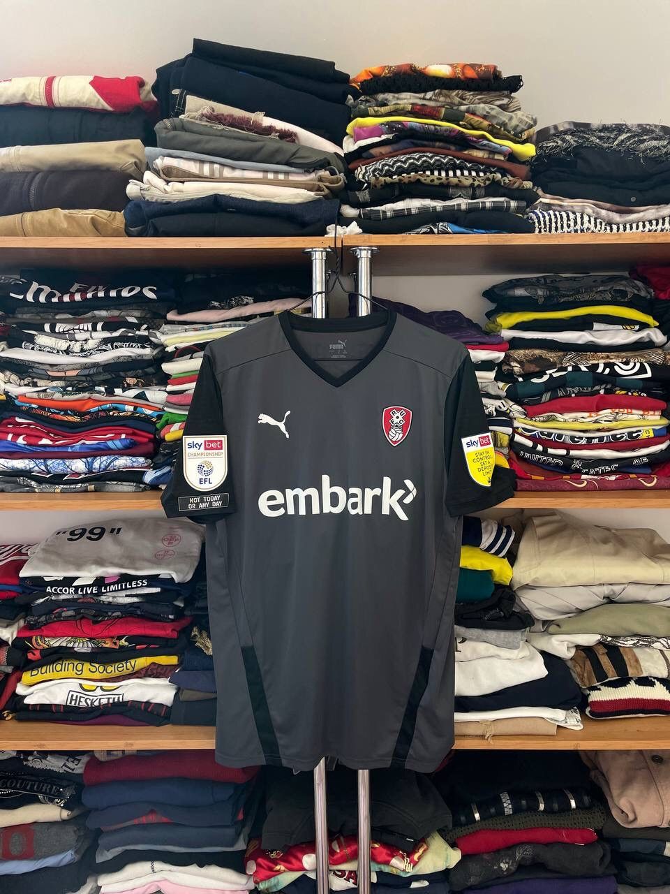 Puma Rotherham United 2021/2022 Shirt Kit Jersey Size US L / EU 52-54 / 3 - 1 Thumbnail