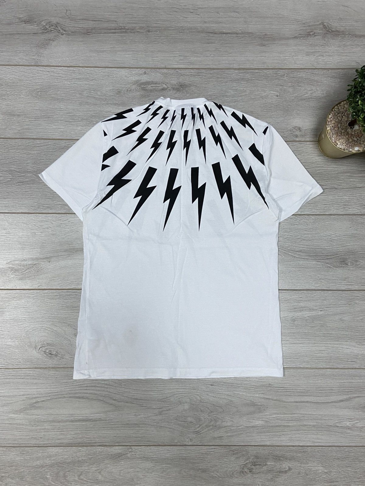 Neil Barrett Neil Barrett Lightning Bolt Print T Shirt Size US M / EU 48-50 / 2 - 10 Thumbnail