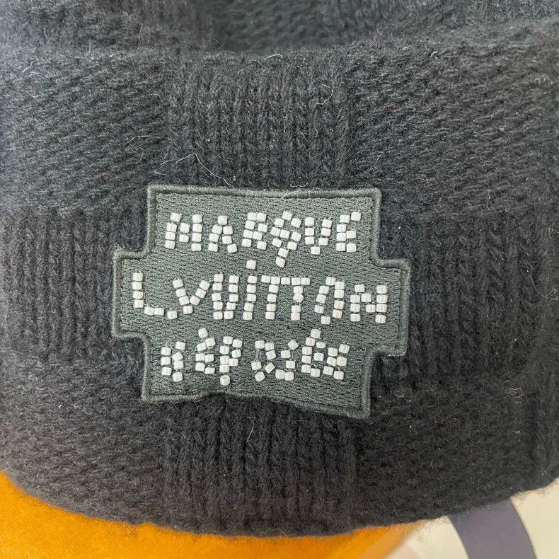 Louis Vuitton Louis Vuitton Logo Pearl Accessory Hat Size ONE SIZE - 3 Thumbnail