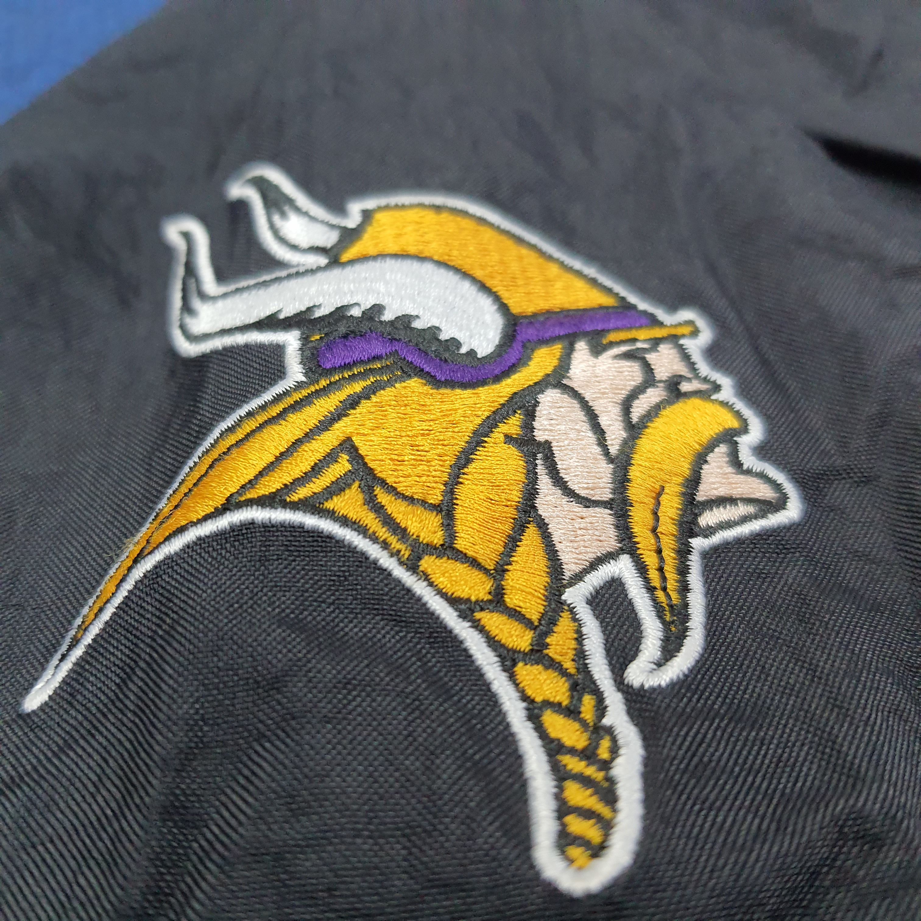 NFL Vintage NFL by Champion Minnesota Vikings Sweatshirt C254N14 Size US XL / EU 56 / 4 - 4 Thumbnail