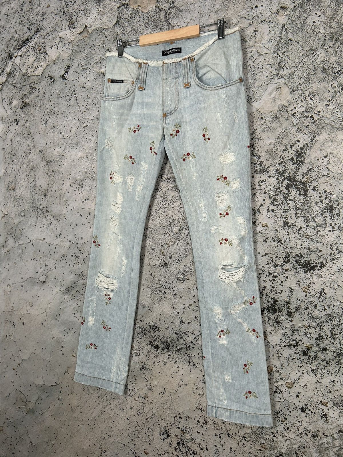 Designer Vintage Dolce & Gabbana Distressed Flowers Denim Avant Garde Size 30" / US 8 / IT 44 - 3 Thumbnail