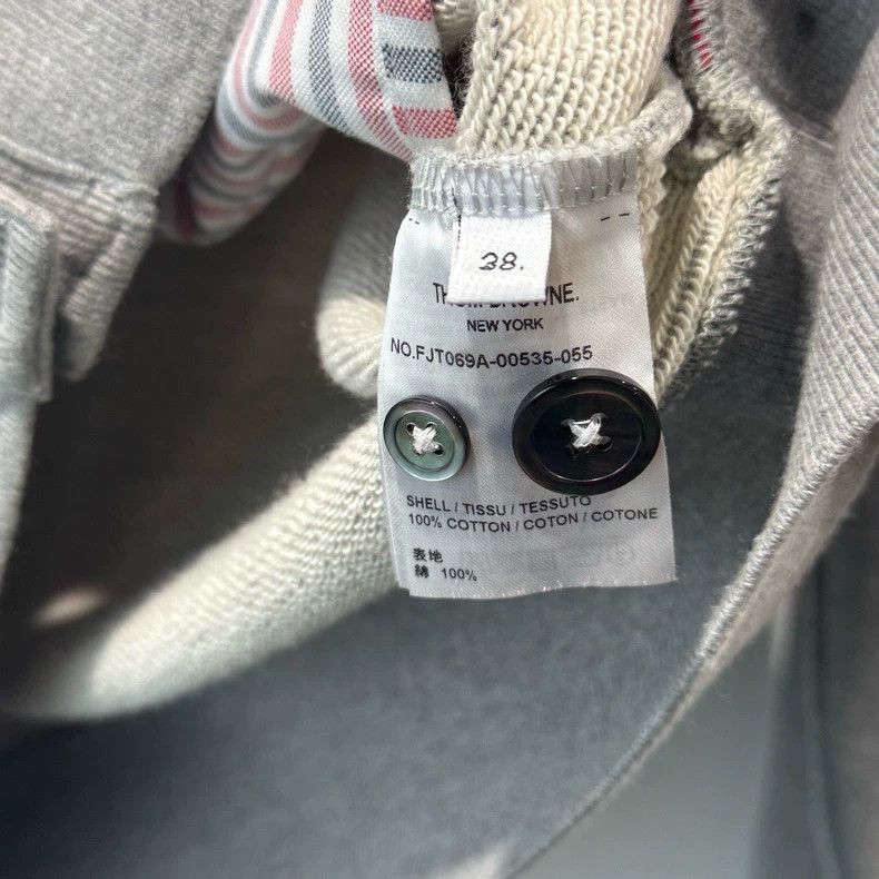 Thom Browne Thom Browne Classic four stripe knit cardigan Size XS / US 0-2 / IT 36-38 - 6 Thumbnail