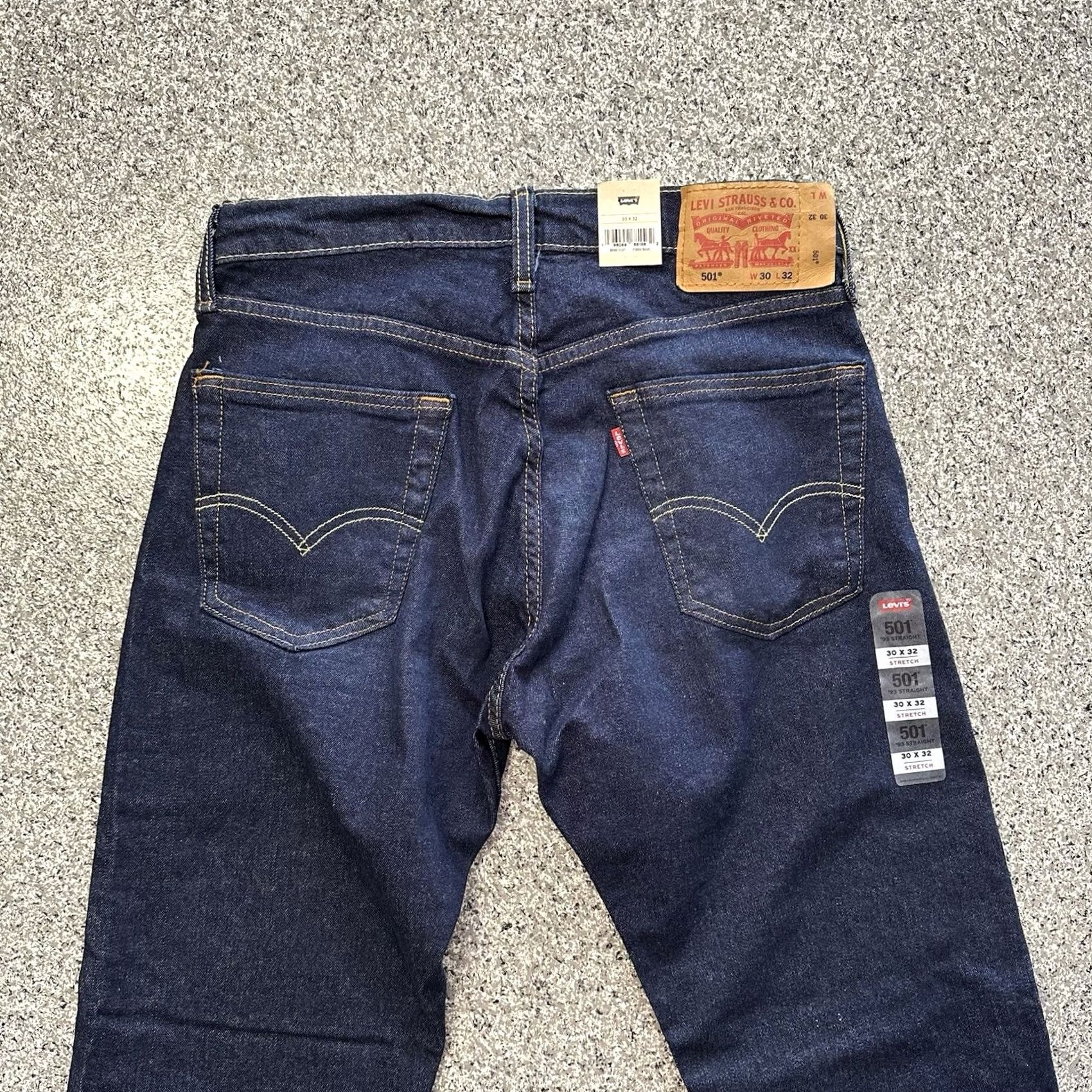 Levi's Levi's 501 Jeans Men 30x32 Straight Dark Wash Denim Stretch Size US 30 / EU 46 - 4 Thumbnail