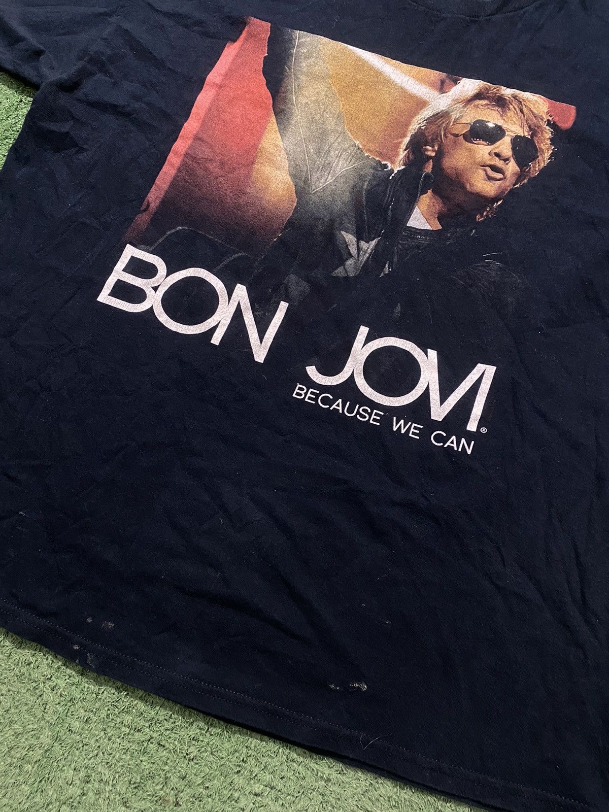 Vintage Bon jovi T-shirt world tour 2013 Size US XL / EU 56 / 4 - 3 Thumbnail