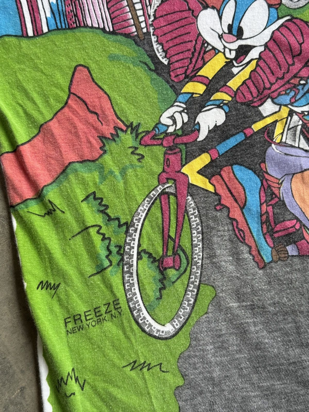 Anime × Cartoon Network × Vintage *RARE* 1994 90s VINTAGE WARNER BROS LOONEY TUNES ROAD 66 TEE Size US M / EU 48-50 / 2 - 3 Thumbnail