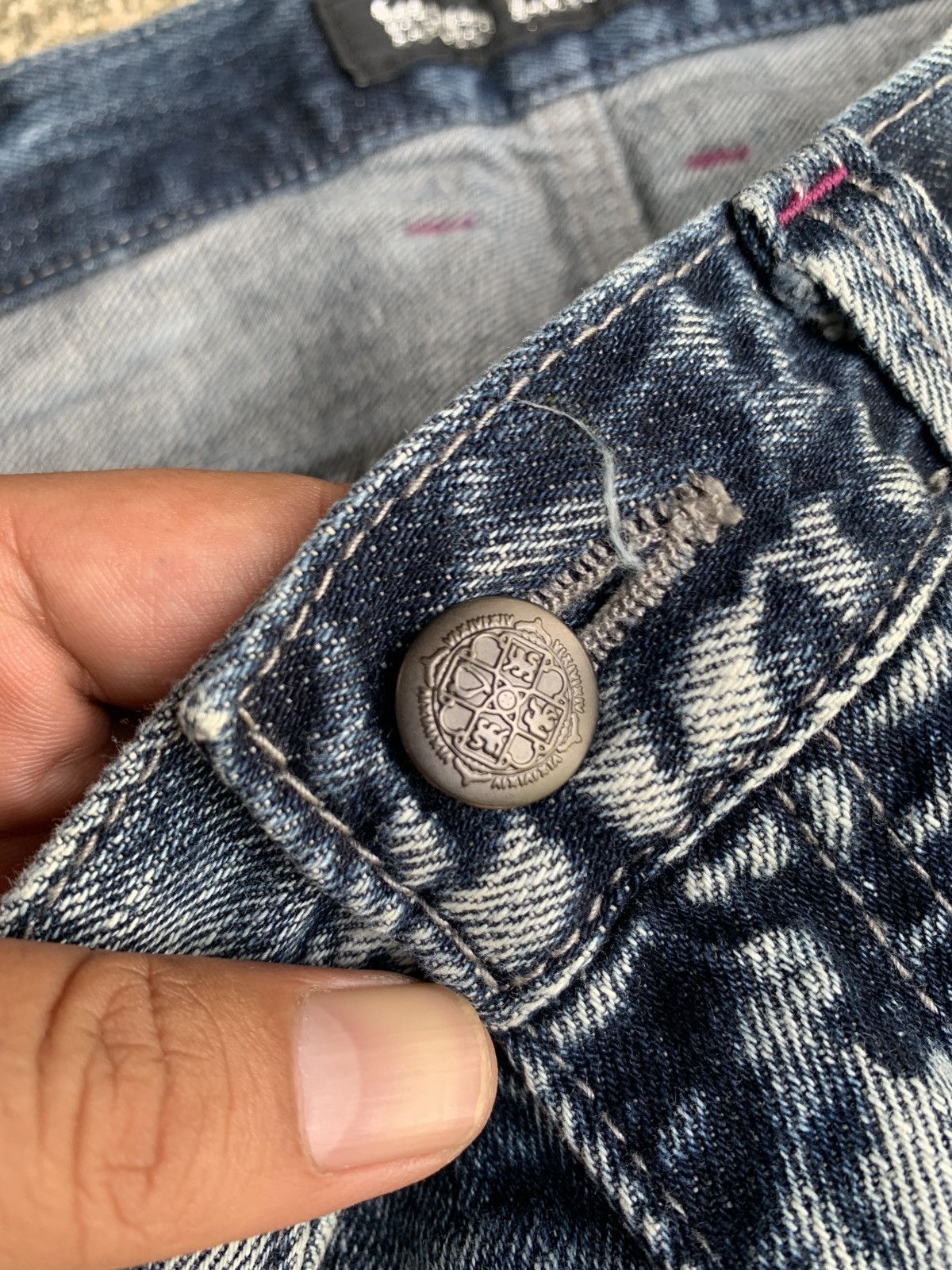 Other y2k Wildlife Japan Indigo Washed Wings Graphic Jorts Size 34" / US 12 / IT 48 - 10 Thumbnail