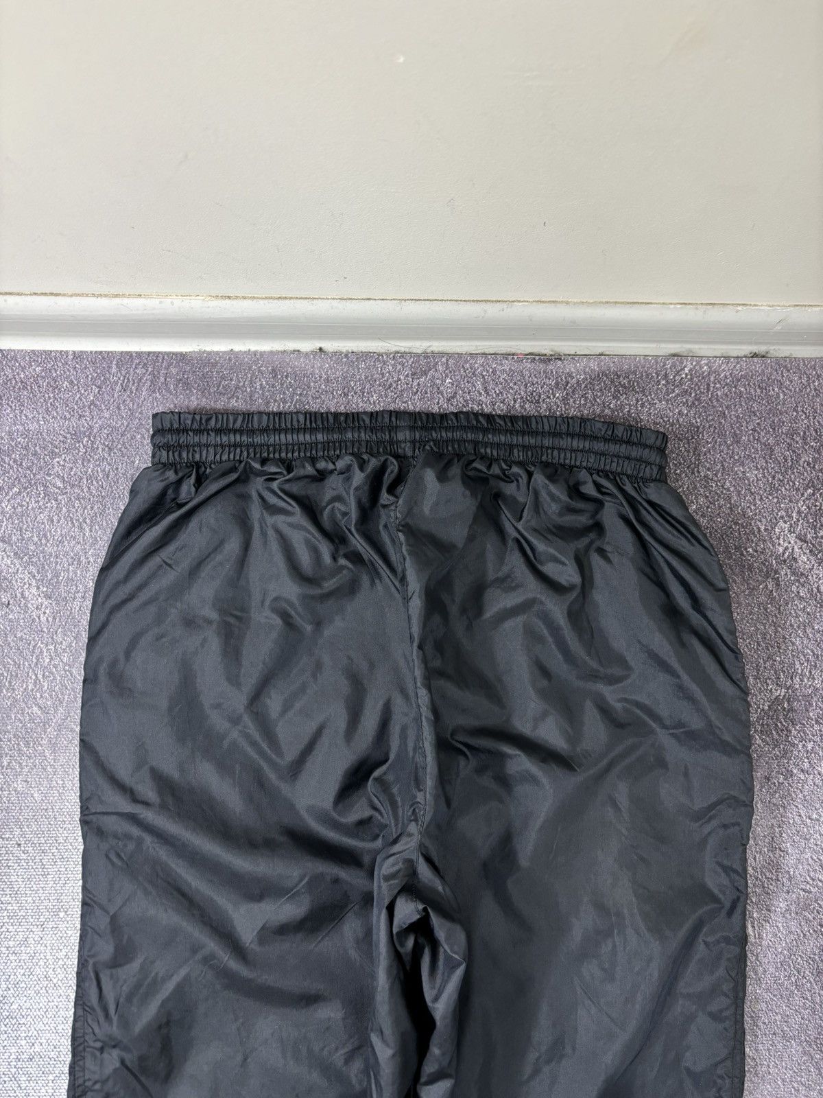 Nike Vintage 90s Nike Y2K Retro Hype Black Nylon Track Pants Size US 32 / EU 48 - 16 Thumbnail