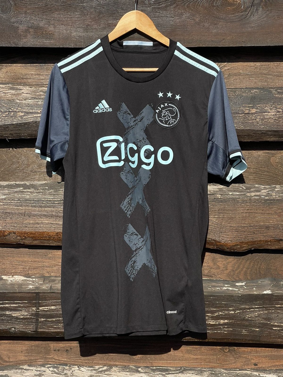 Adidas 2016 Adidas Ajax soccer jersey rare Size US M / EU 48-50 / 2 - 3 Thumbnail