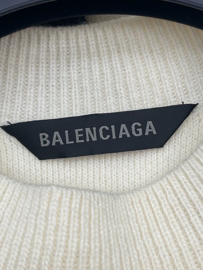 Balenciaga Balenciaga 24 Fall/Winter Skiing Series 3B White Sweater Size US XS / EU 42 / 0 - 7 Thumbnail