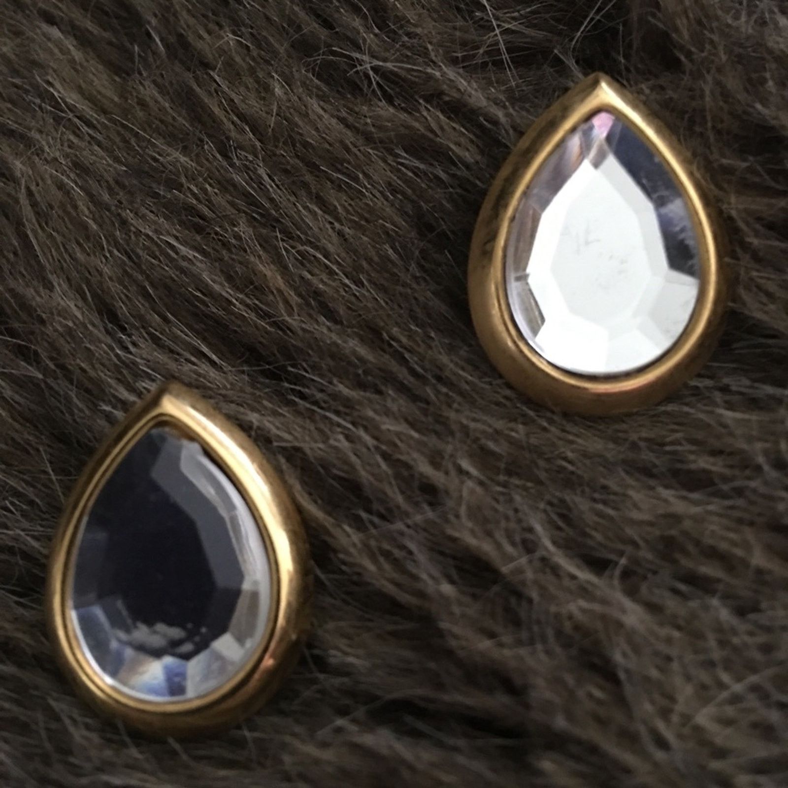 Vintage Vintage clear faceted crystal tear drop earrings Size ONE SIZE - 1 Thumbnail