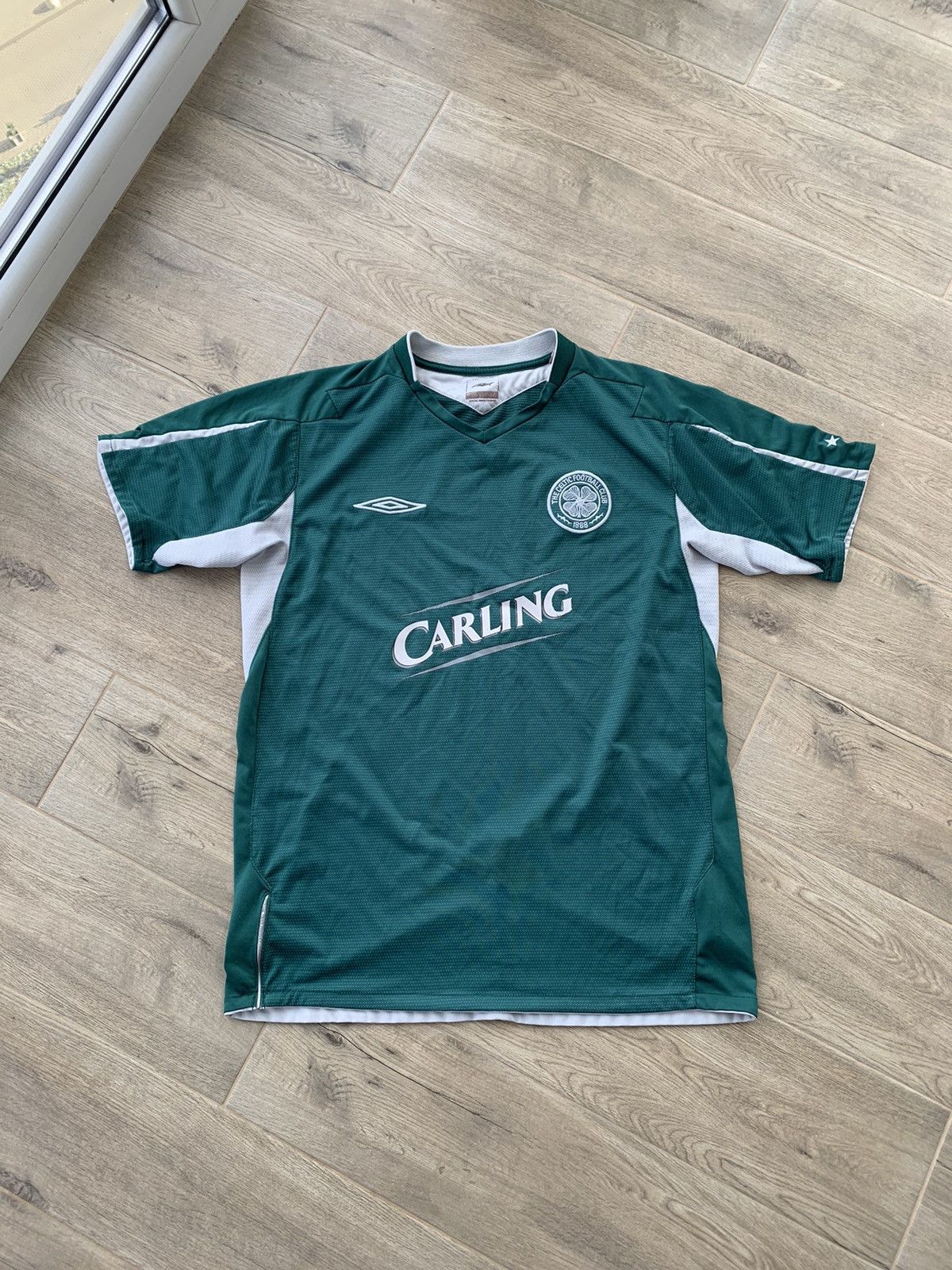 Umbro 🔥CELTIC 2004 2005 UMBRO AWAY SOCCER JERSEY Size US M / EU 48-50 / 2 - 1 Thumbnail