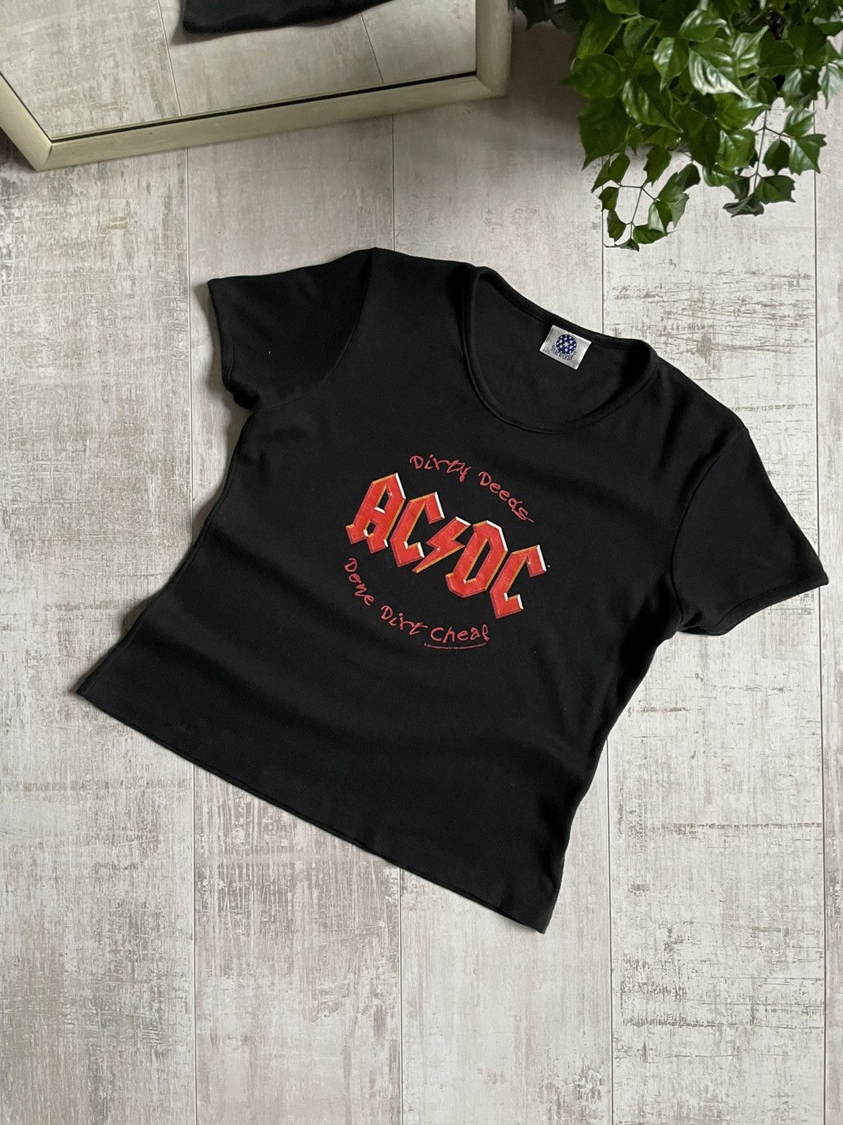 AC/DC × Band Tees × Vintage Vintage AC/DC Dirty Deeds 2004 T-Shirt Size L / US 10 / IT 46 - 1 Thumbnail