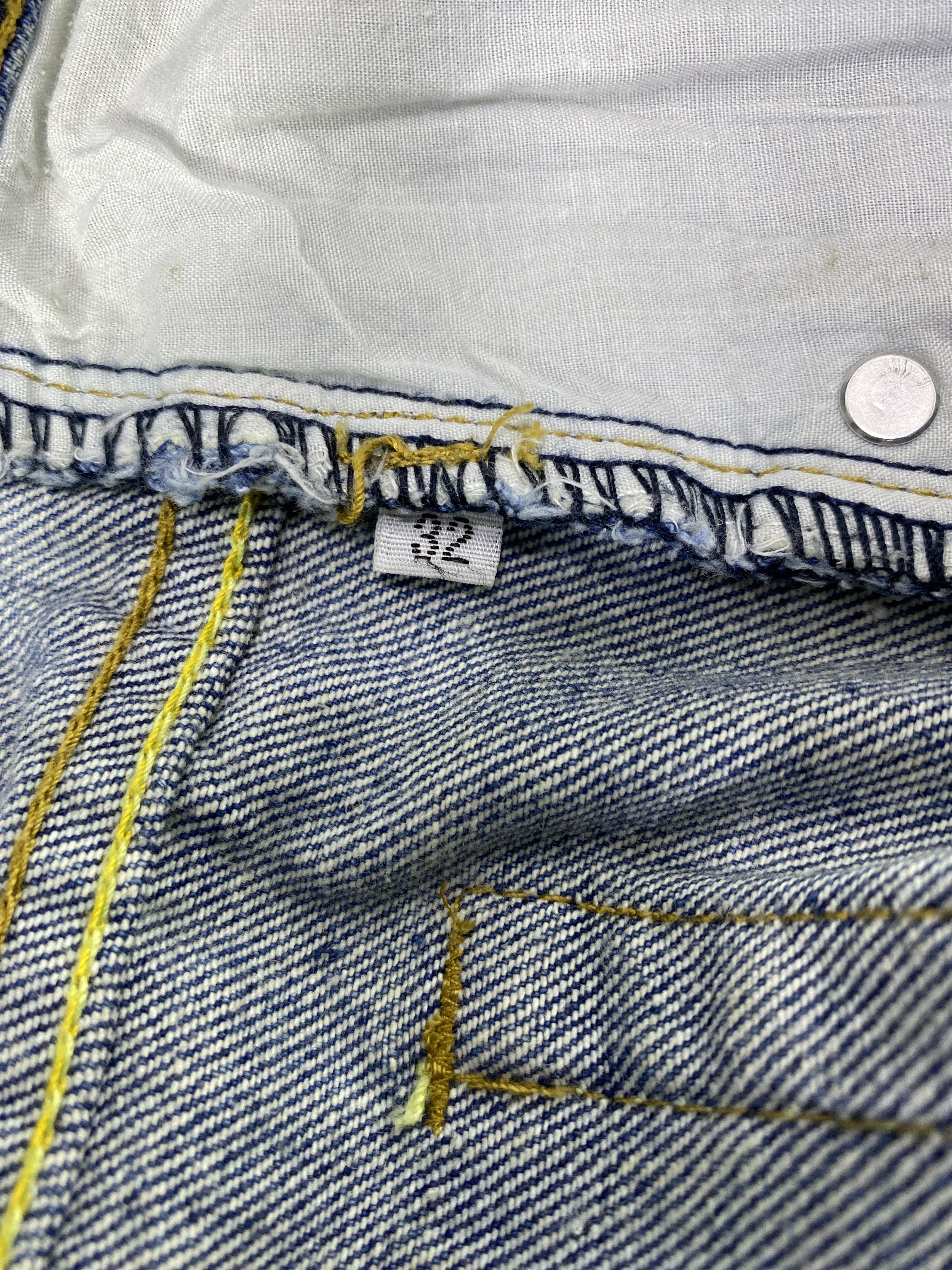 Japanese Brand Japanese Brand Distressed Faded Blue Jeans - J1075 Size US 33 - 13 Thumbnail