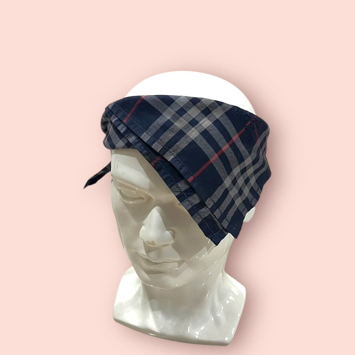 Burberry × Designer ICONIC BURBERRYS BLACK LABEL PLAID NOVA CHECK HANDKERCHIEF Size ONE SIZE - 23 Thumbnail