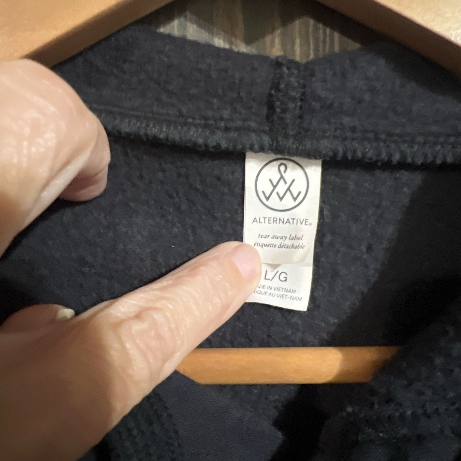 Alternative Apparel Yellow Stone Dutton Ranch Navy Blue Hoodie Size L Soft EUC Size US L / EU 52-54 / 3 - 2 Thumbnail