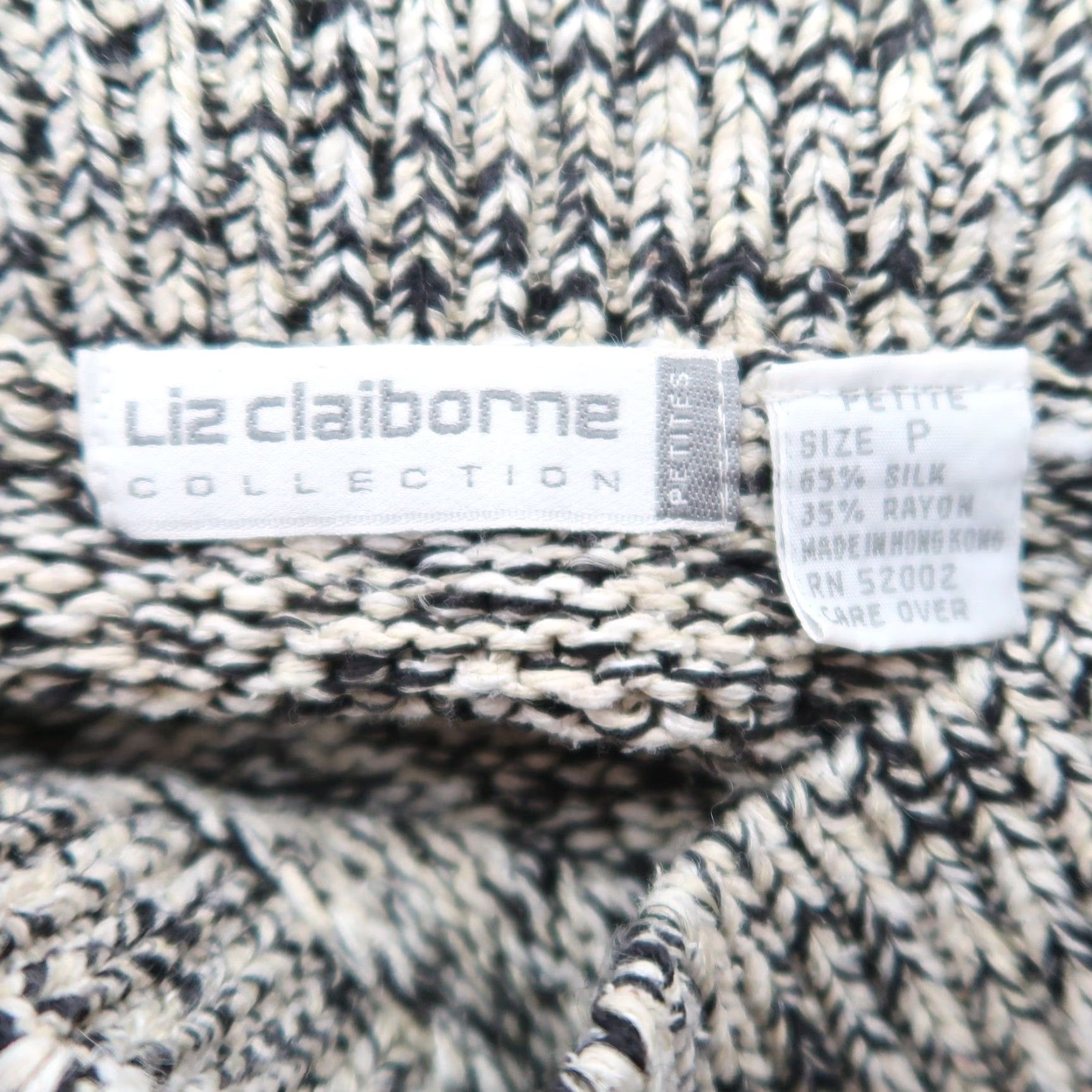 Liz Claiborne VINTAGE Liz Claiborne Sweater Vest Knit Cap Sleeve Silk Rayon Black Cream Marled S Sleeveless 90s Womens Size S / US 4 / IT 40 - 5 Thumbnail