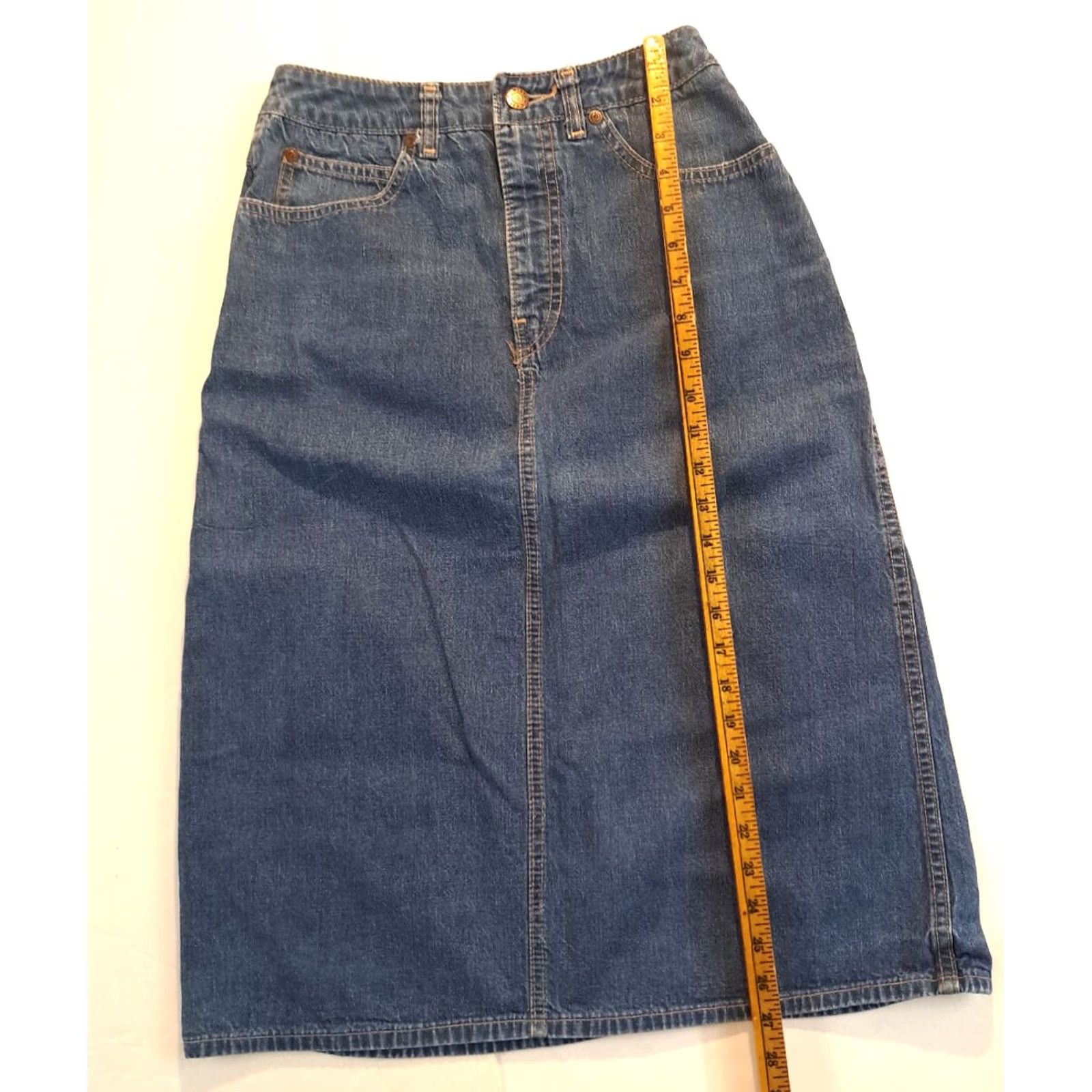 Calvin Klein Calvin Klein Skirt Women Denim Knee Length Flare Blue 6 Small-Medium EUC USA Made Size 28" / US 6 / IT 42 - 3 Thumbnail