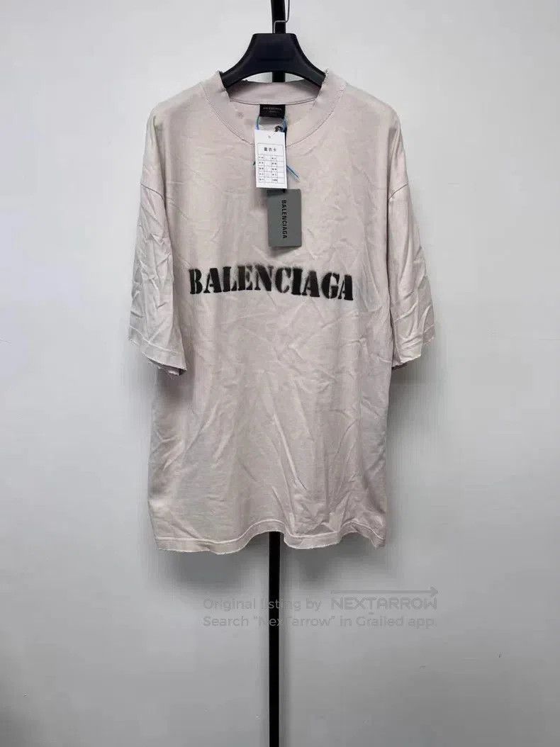 Other Balenciaga Bal Stencil Type Short Sleeve T-shirt. Size US L / EU 52-54 / 3 - 1 Thumbnail