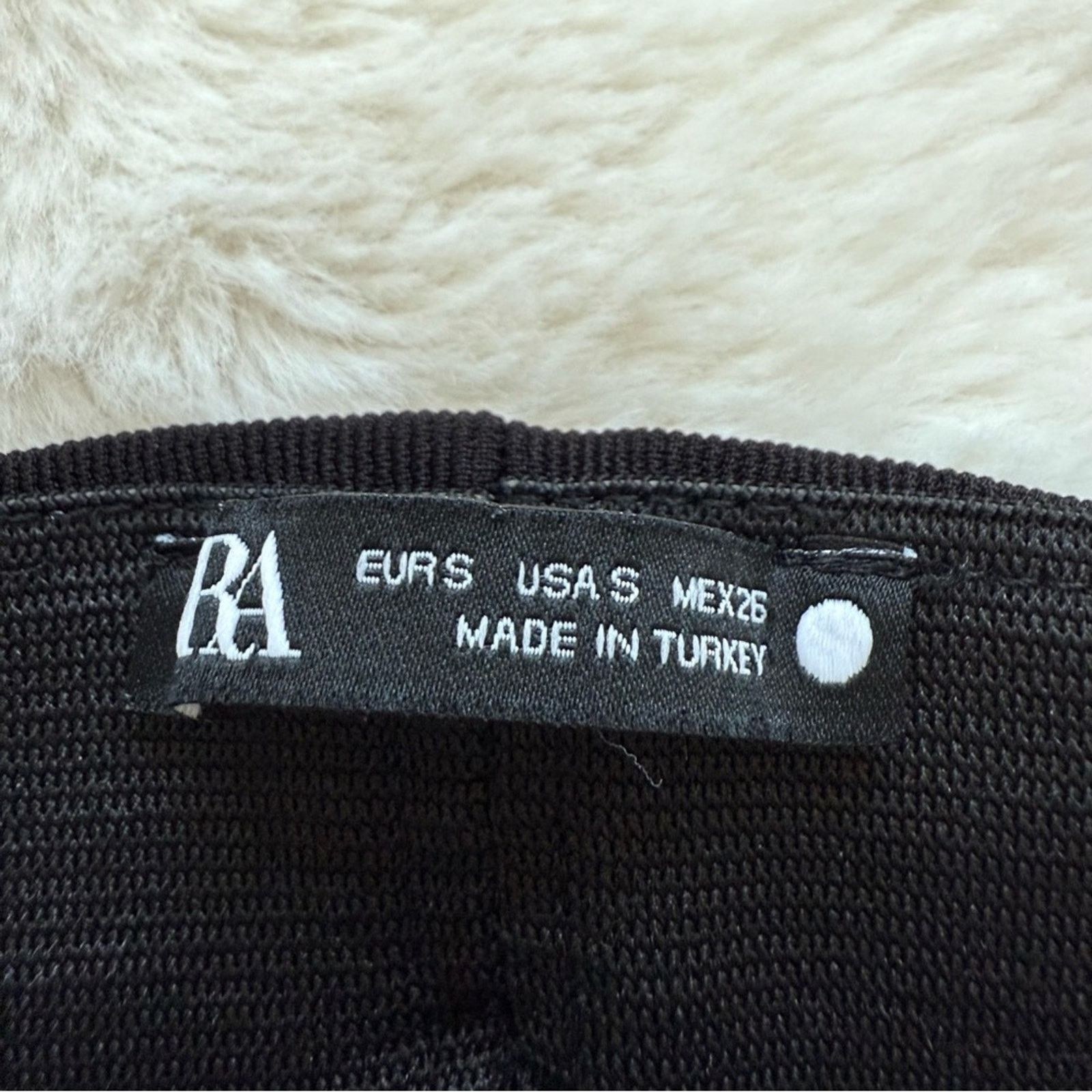 Zara Zara women stretchy black pants size S Size 27" / US 4 / IT 40 - 4 Thumbnail