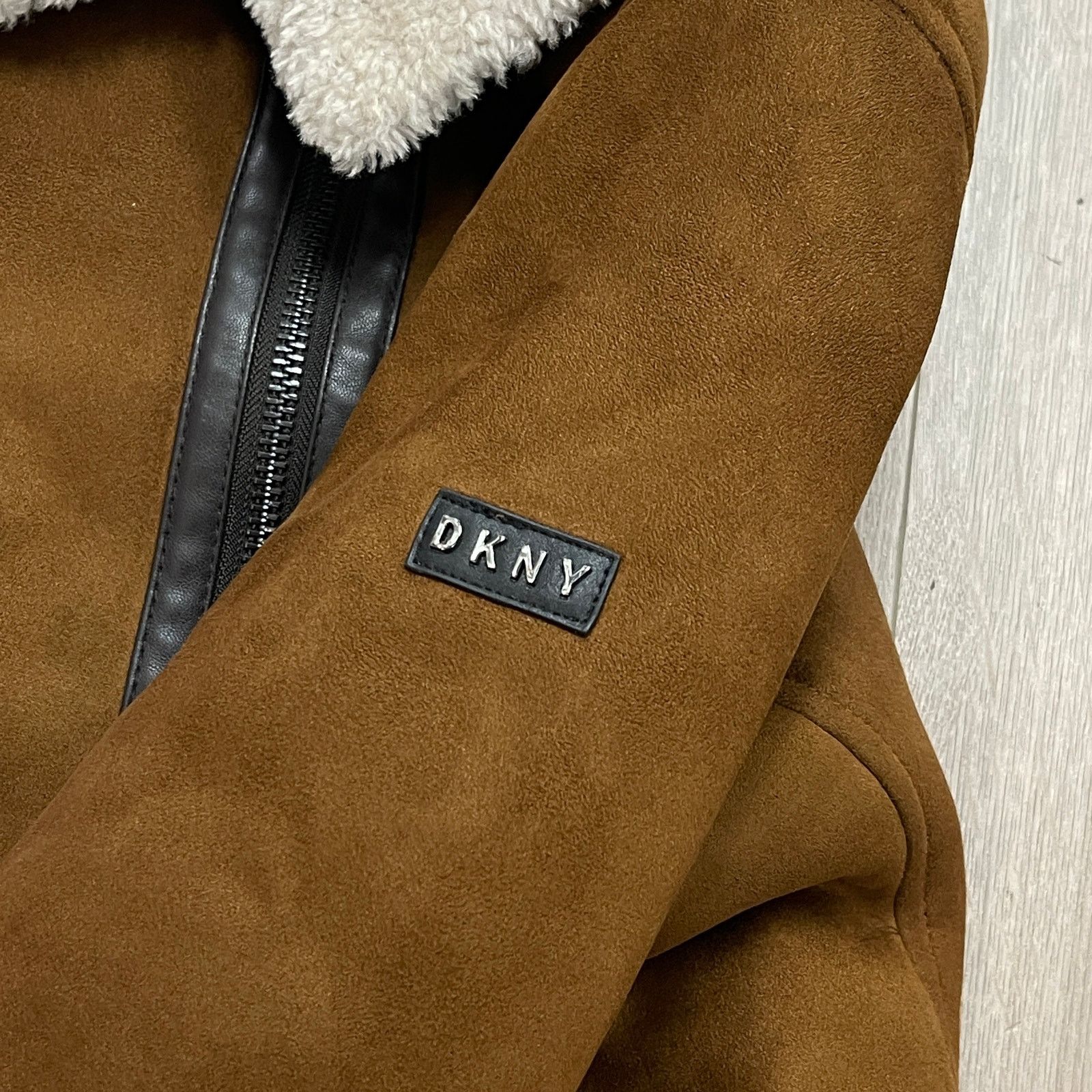 DKNY Dkny Shearling Bomber Jacket Faux Fur Collar Brown Large Size US L / EU 52-54 / 3 - 4 Thumbnail