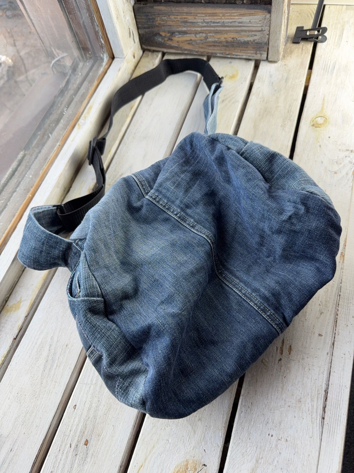 Japanese Brand Denim Avant Garde Shoulder Bag Y2K Vintage Jeans Patchwork Size ONE SIZE - 7 Thumbnail