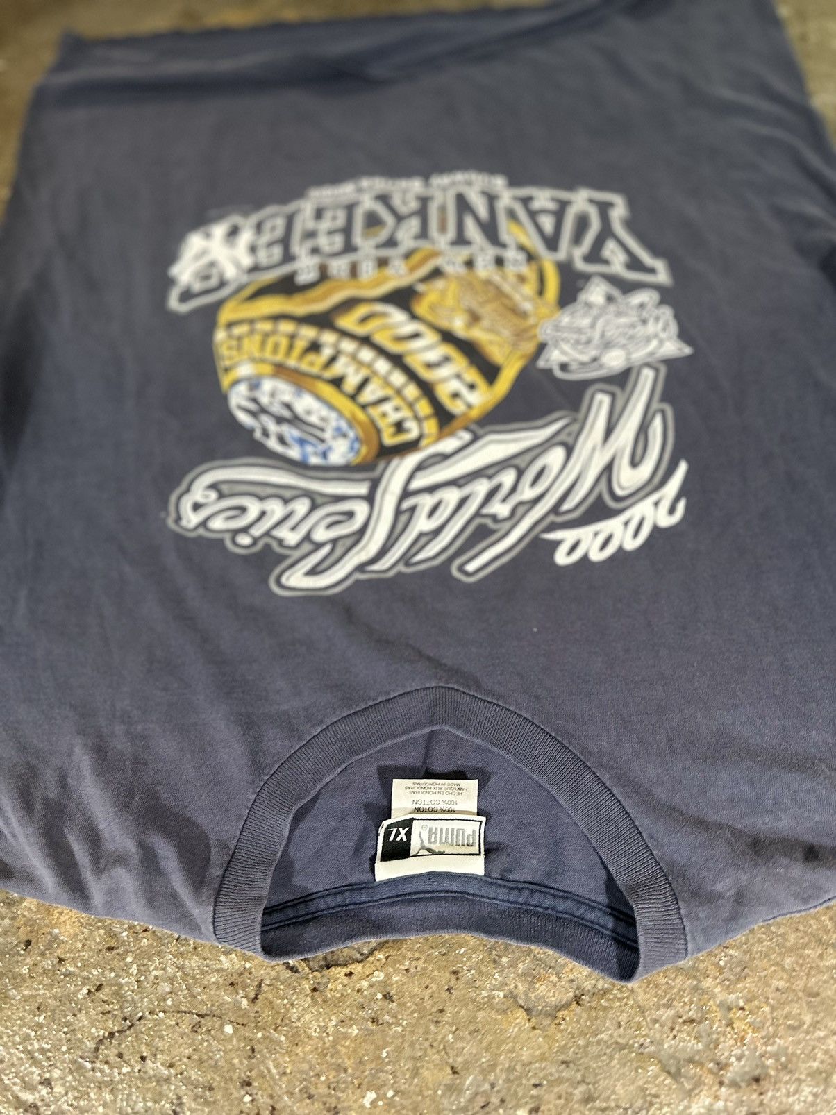 New York Yankees VINTAGE NEW YORK YANKEES 2000 MLB CHAMPION SHIRT XL NAVY Size US XL / EU 56 / 4 - 8 Thumbnail