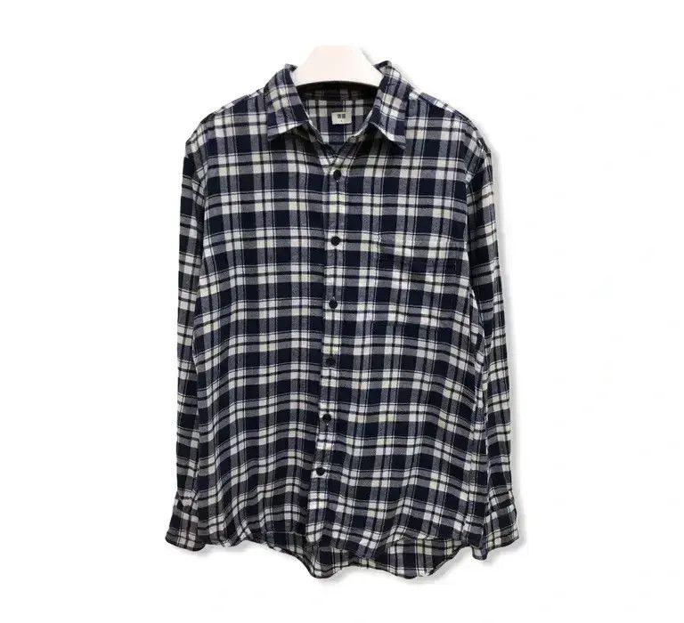 Flannel × Japanese Brand Japanese Brand Uniqlo Plaid Tartan Flannel Shirt 👕 Size US M / EU 48-50 / 2 - 1 Thumbnail