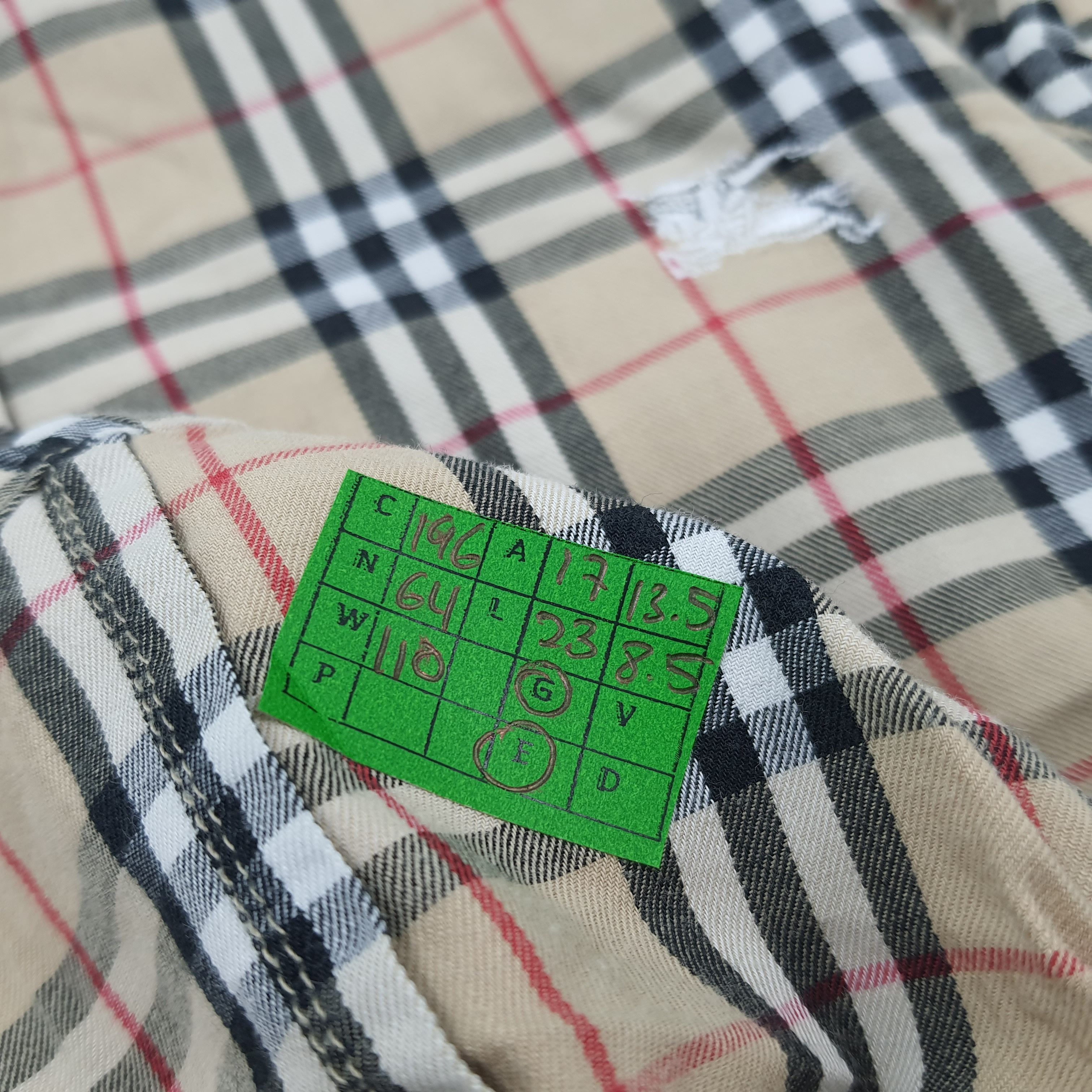 Burberry × Vintage Vintage Burberry Nova Check Designer Button Up Shirt C196N64 Size XS / US 0-2 / IT 36-38 - 7 Thumbnail