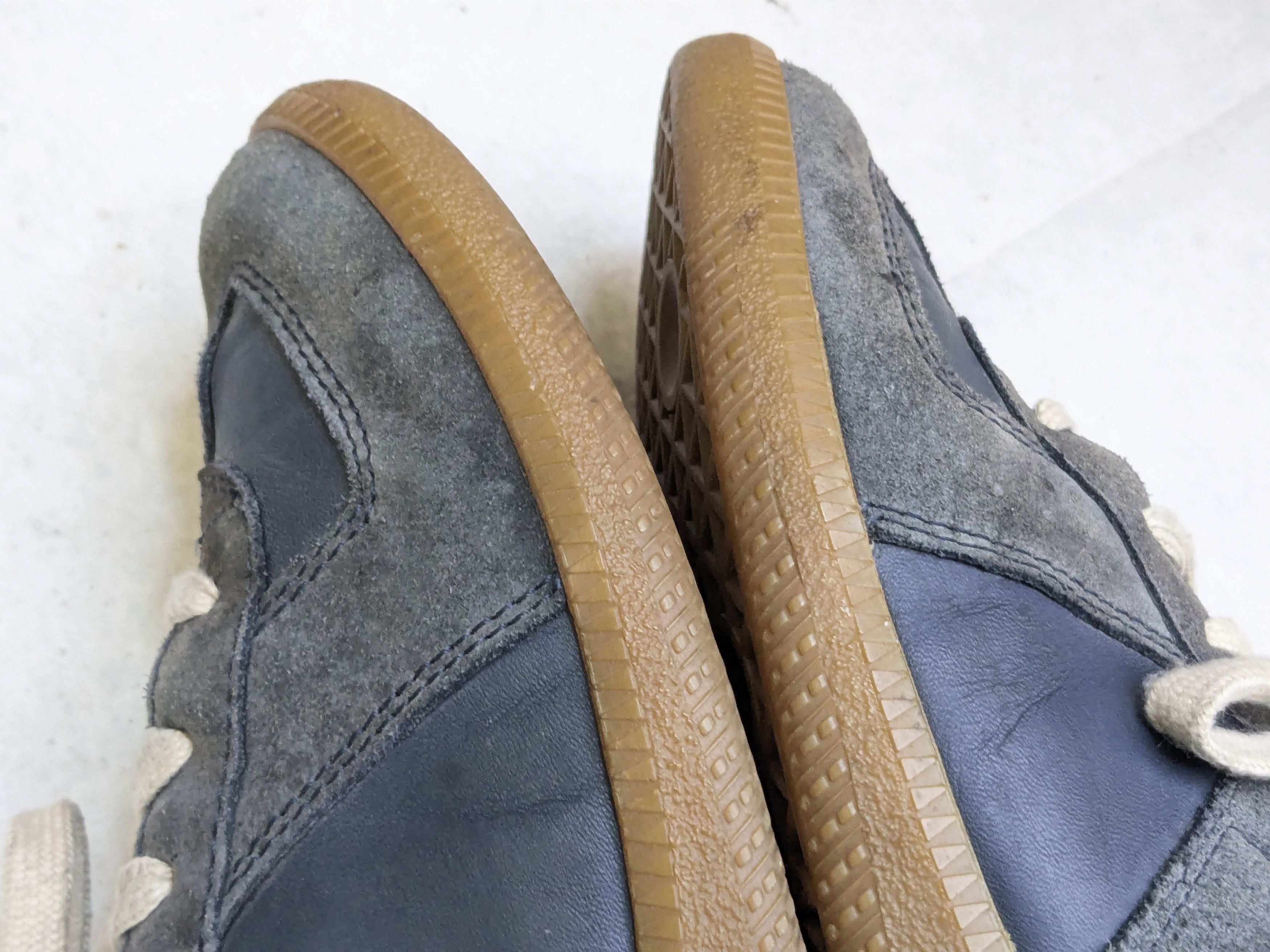 Maison Margiela Maison Margiela Replica GAT Navy Blue 7 40 Low Tops Size US 7 / EU 40 - 11 Thumbnail