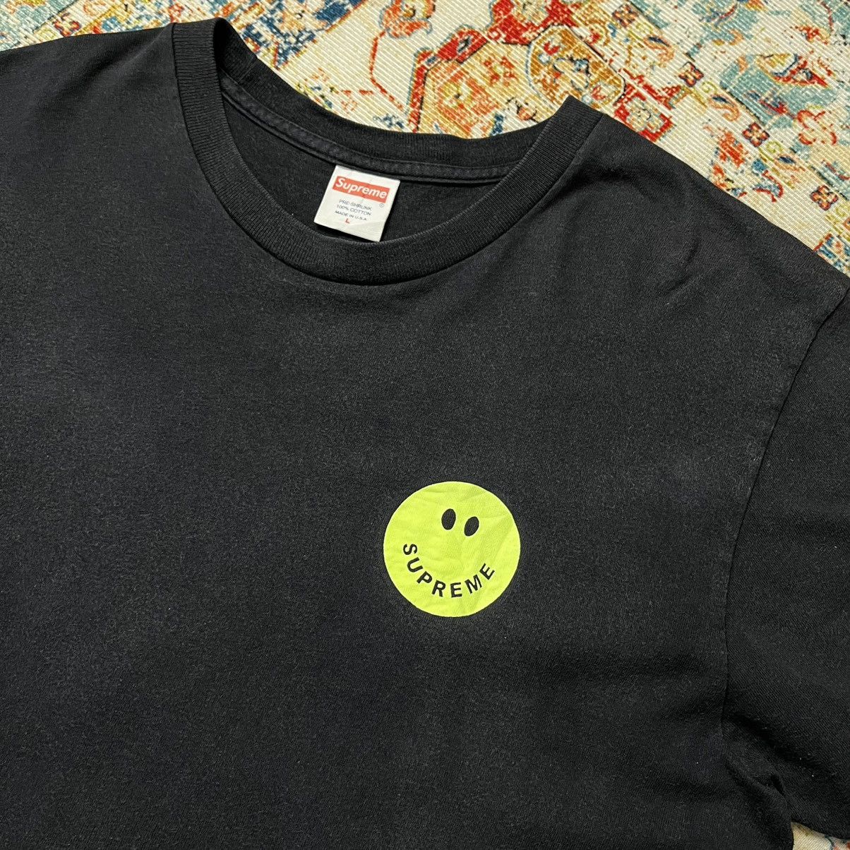 Supreme Supreme smile tshirt Size US L / EU 52-54 / 3 - 3 Thumbnail