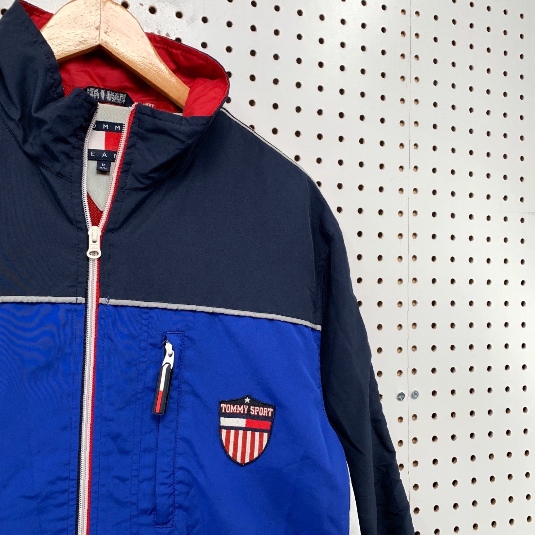 Tommy Hilfiger VINTAGE Tommy Hilfiger Windbreaker Jacket Mens M Blue Full Zip Sports Windbreaker 90s Tommy Hilfiger Full Zip Mens Blue Size US M / EU 48-50 / 2 - 5 Thumbnail