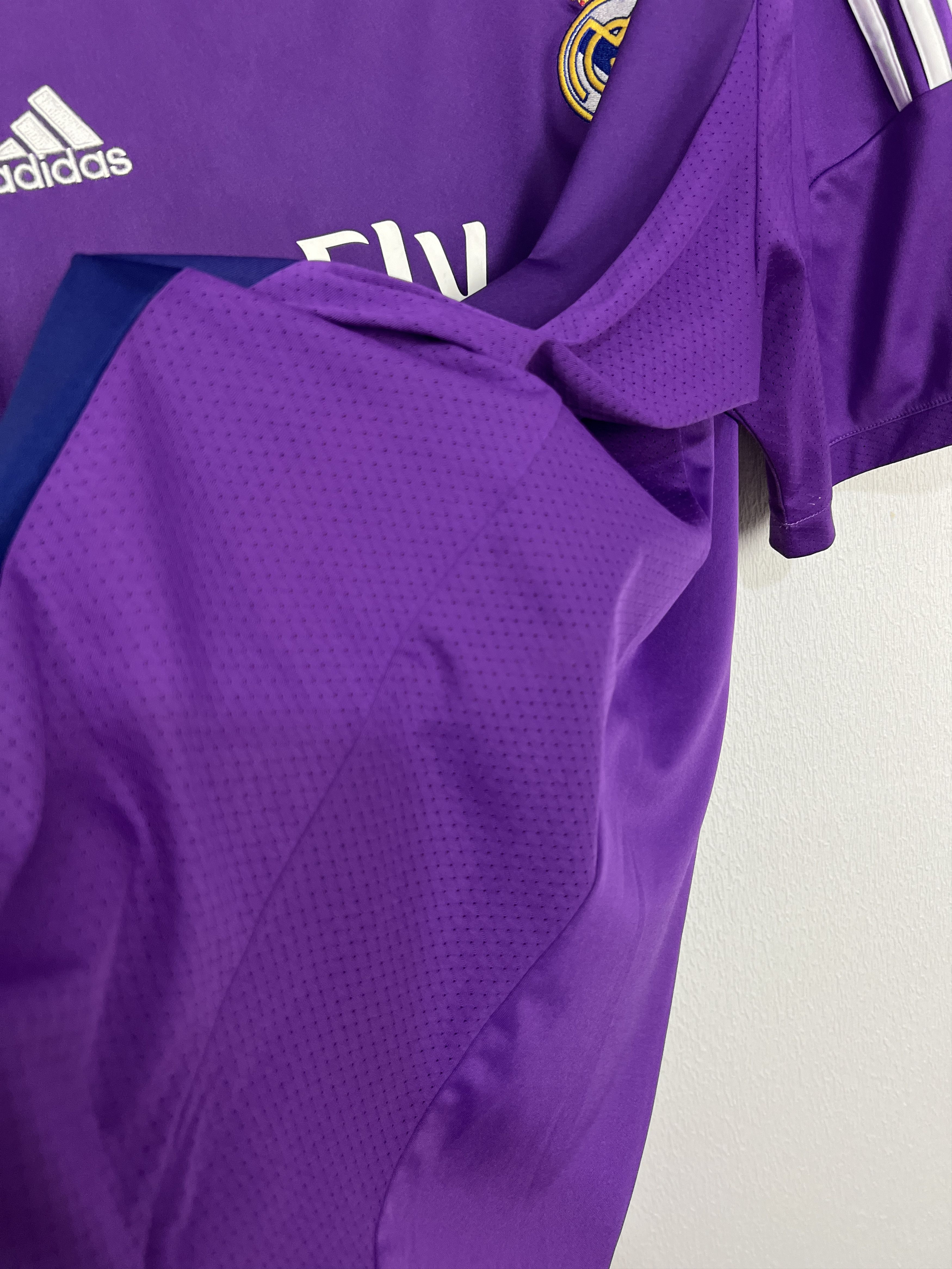 Adidas Real Madrid Goalkeeper football shirt 2013 Soccer Adidas Size US XXL / EU 58 / 5 - 6 Thumbnail