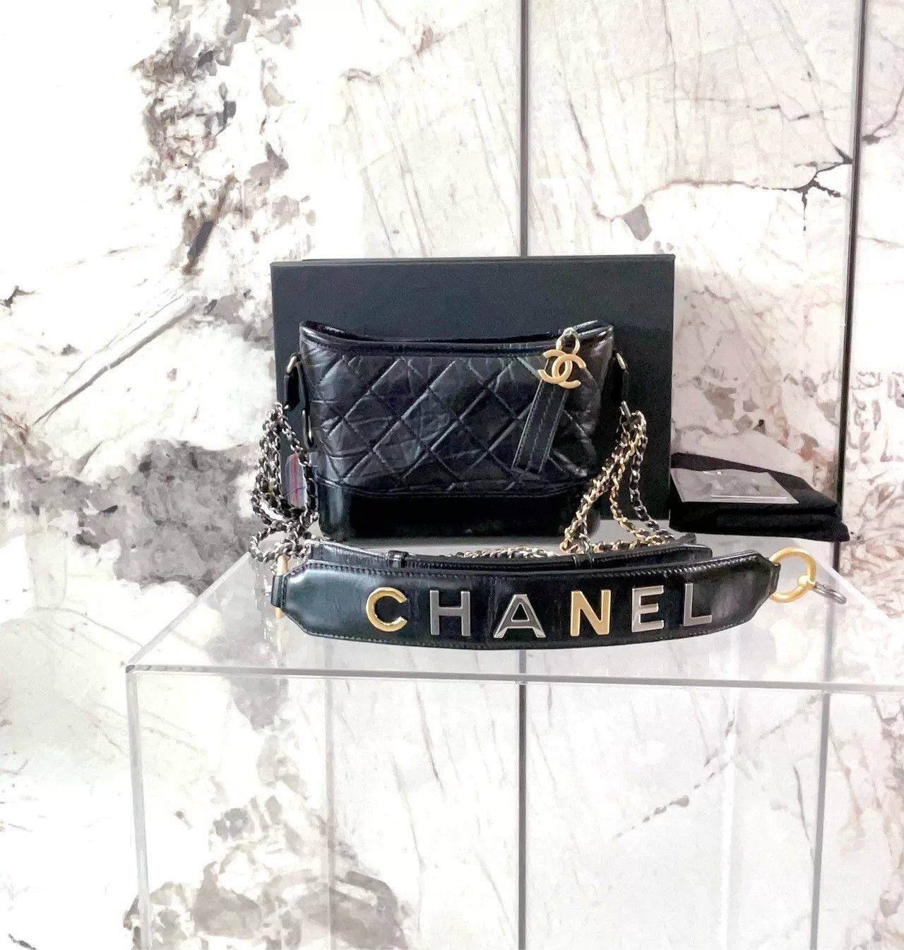 Chanel Pre-loved Bag Very good condition Size ONE SIZE - 1 Thumbnail