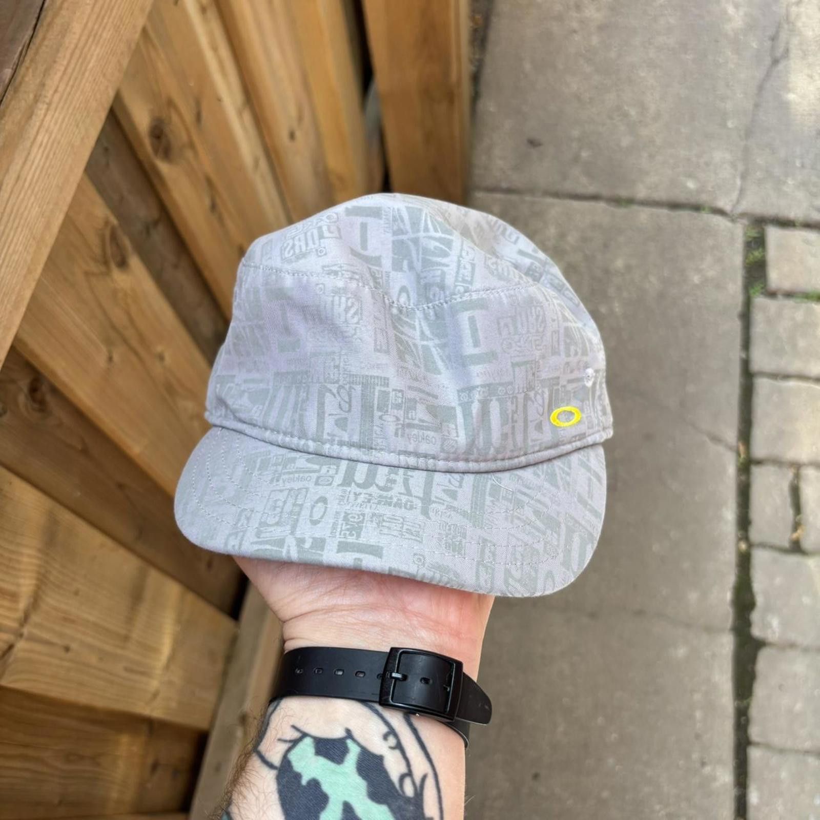 Oakley Vintage Oakley womans army hat 00s OS Size ONE SIZE - 1 Thumbnail