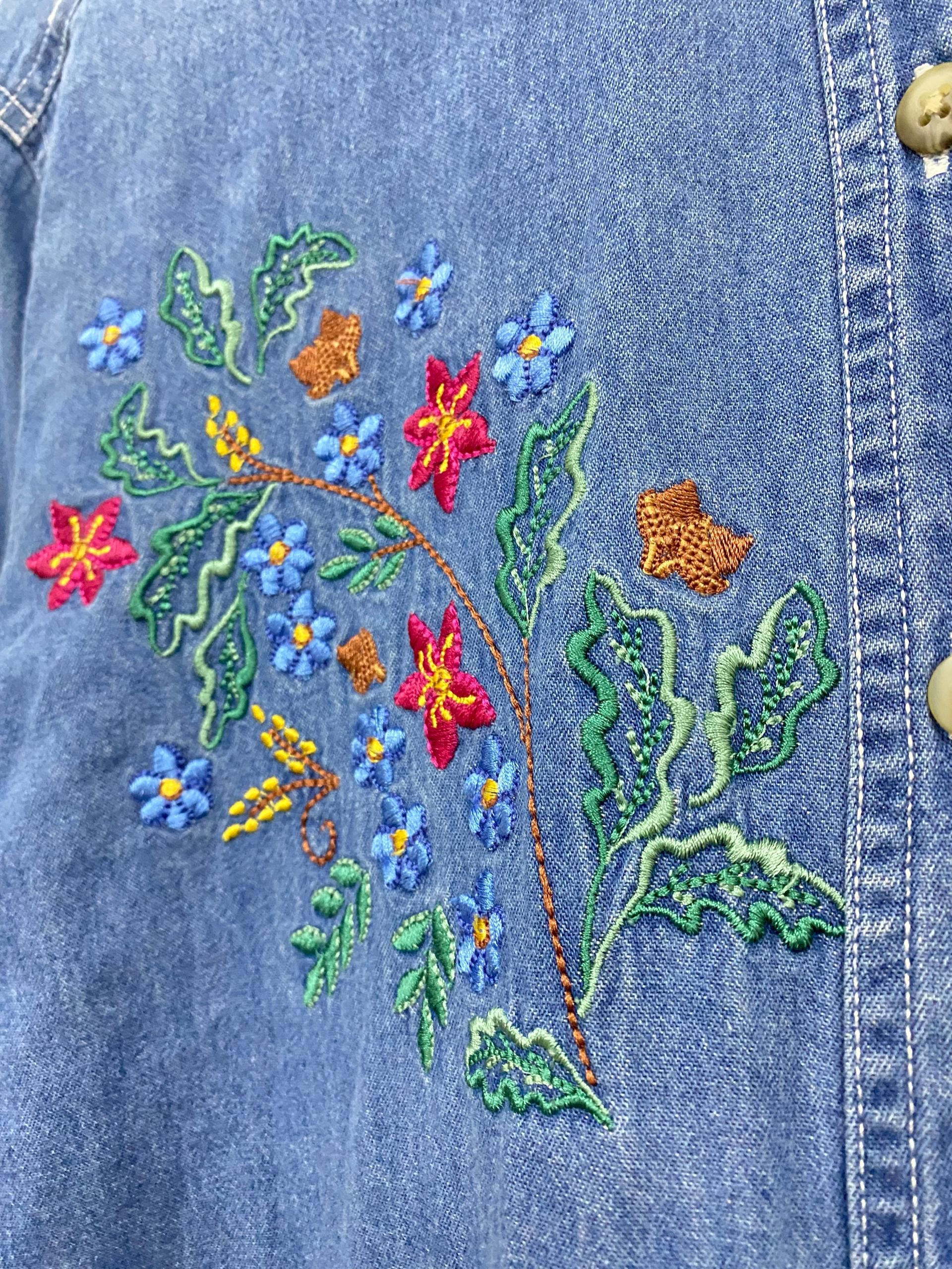 Vintage Vintage 90s Denim shirt embroidery western design Size US M / EU 48-50 / 2 - 5 Thumbnail