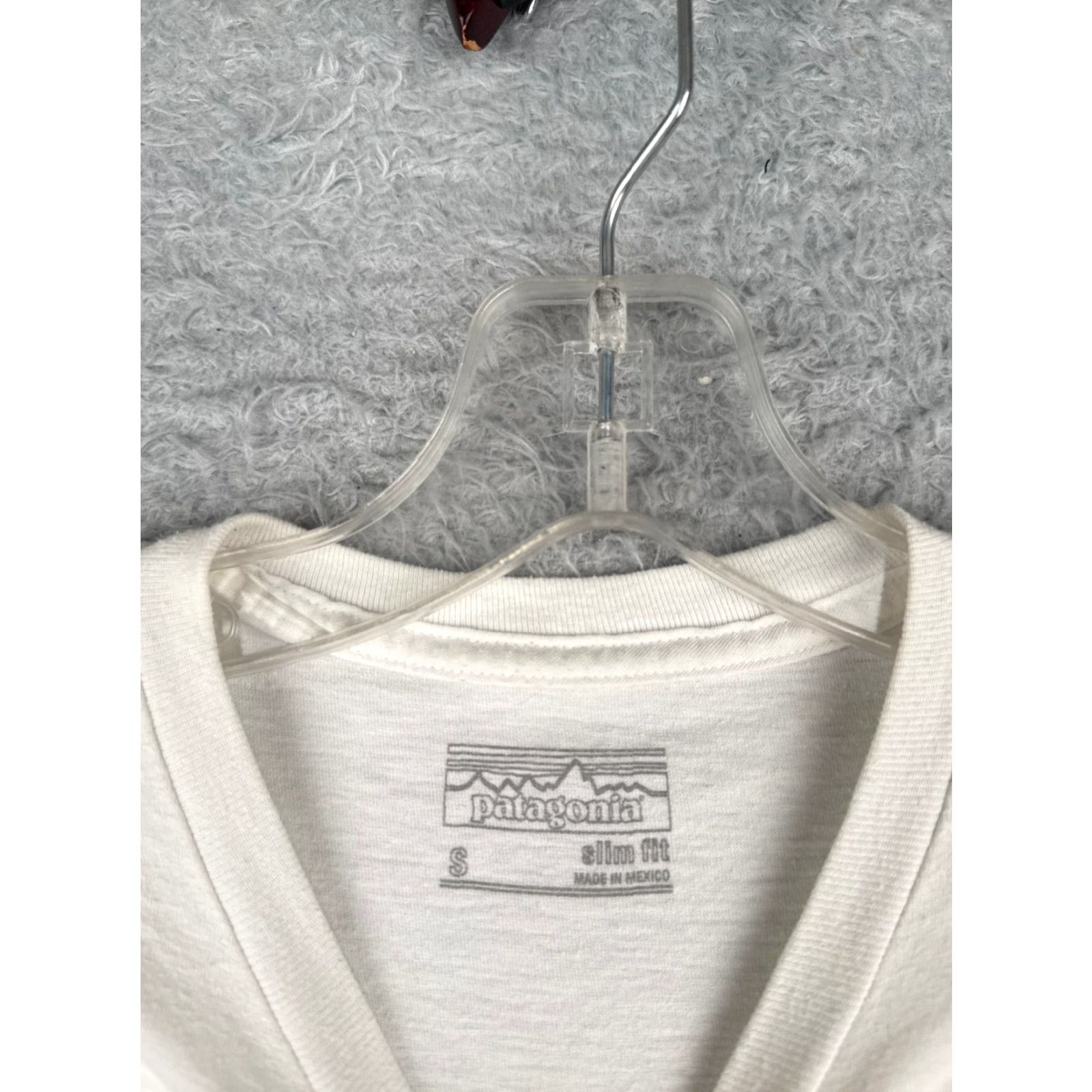 Patagonia Patagonia Shirt Men S White Short Sleeve Crew Neck Cotton Polyester Jersey Logo Slim T-Shirt Mens Size US S / EU 44-46 / 1 - 7 Thumbnail